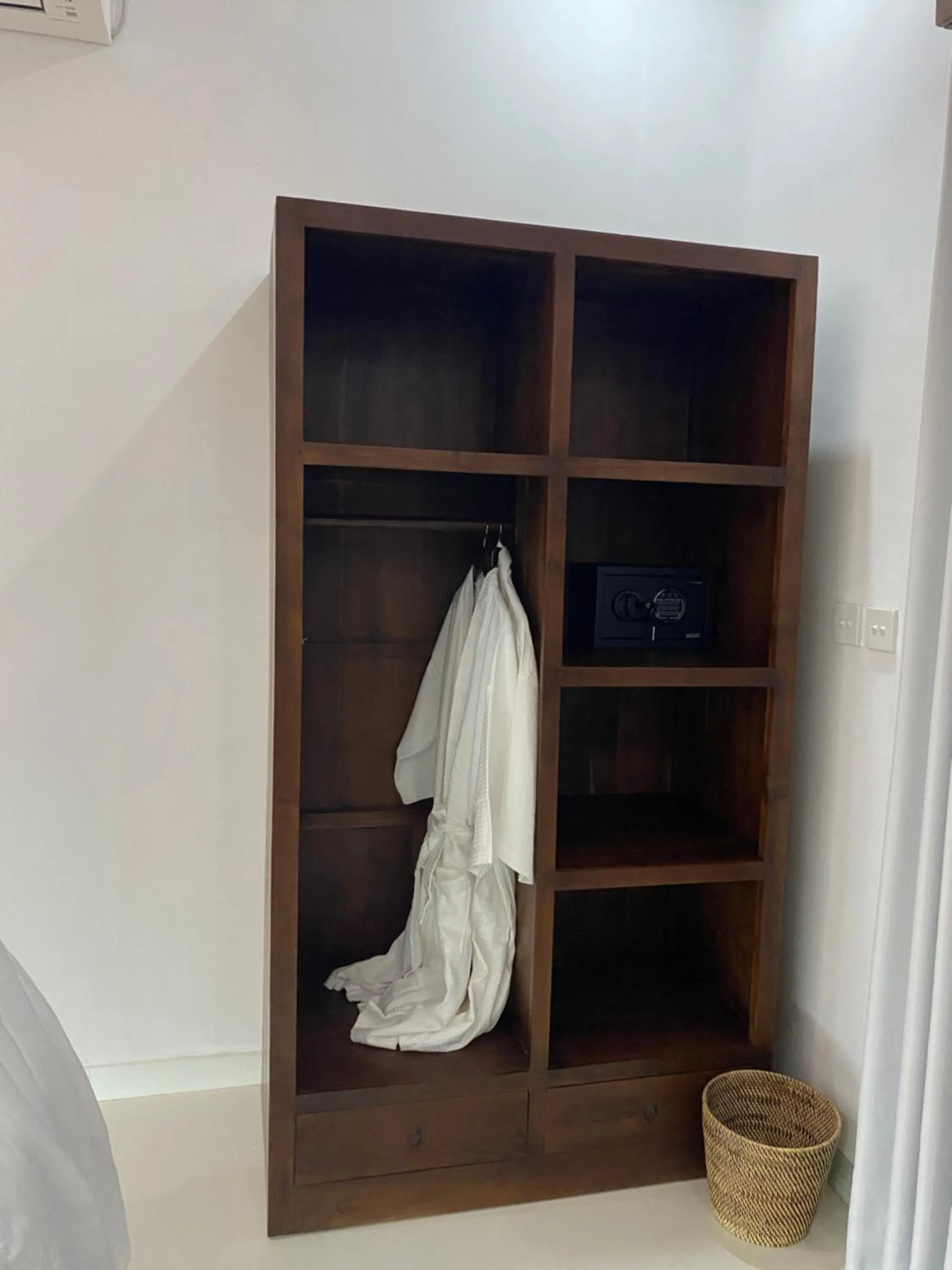 wardrobe in Namika Villas Ubud