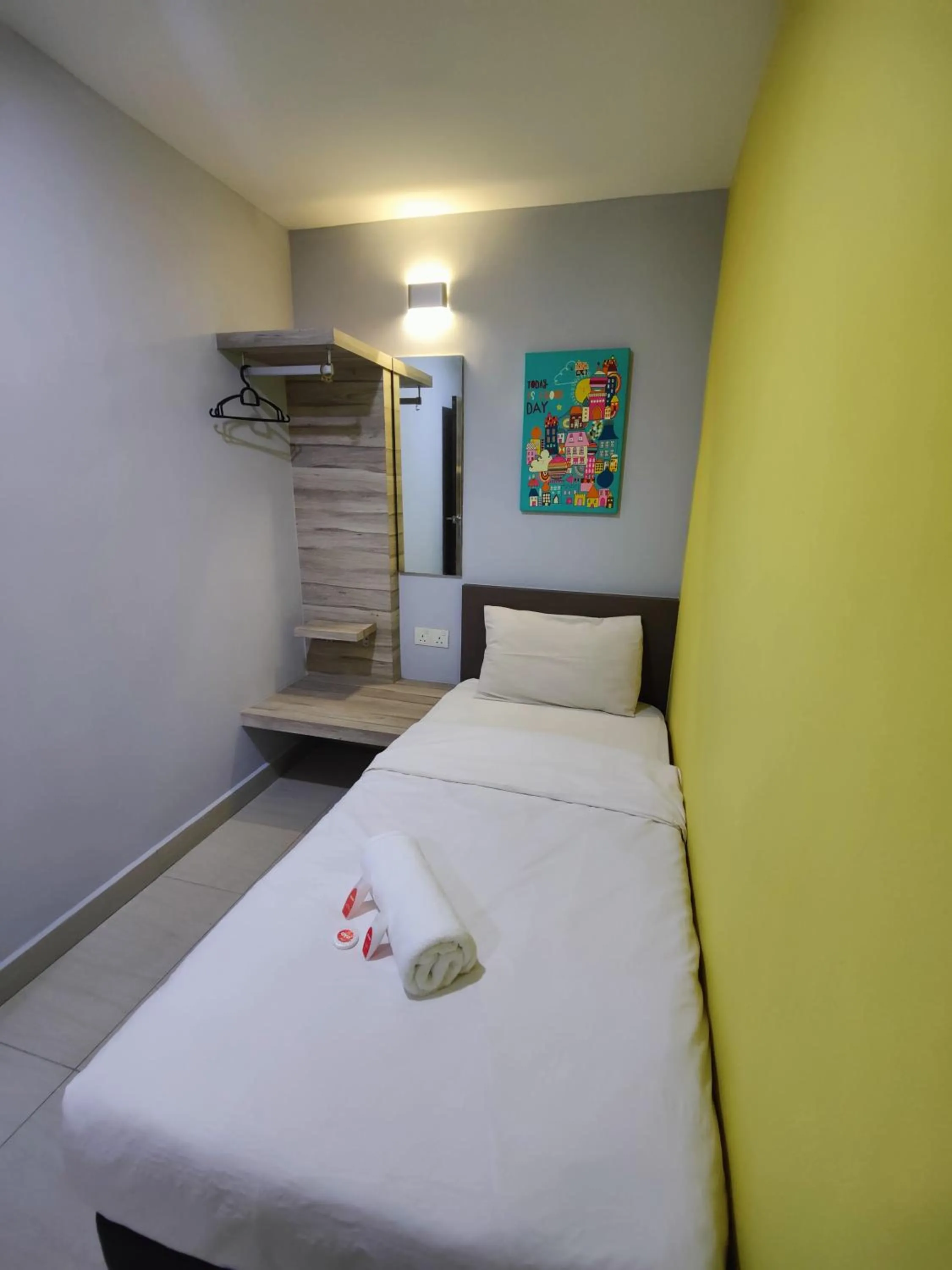 Bedroom, Bed in Hotel O Link Suite