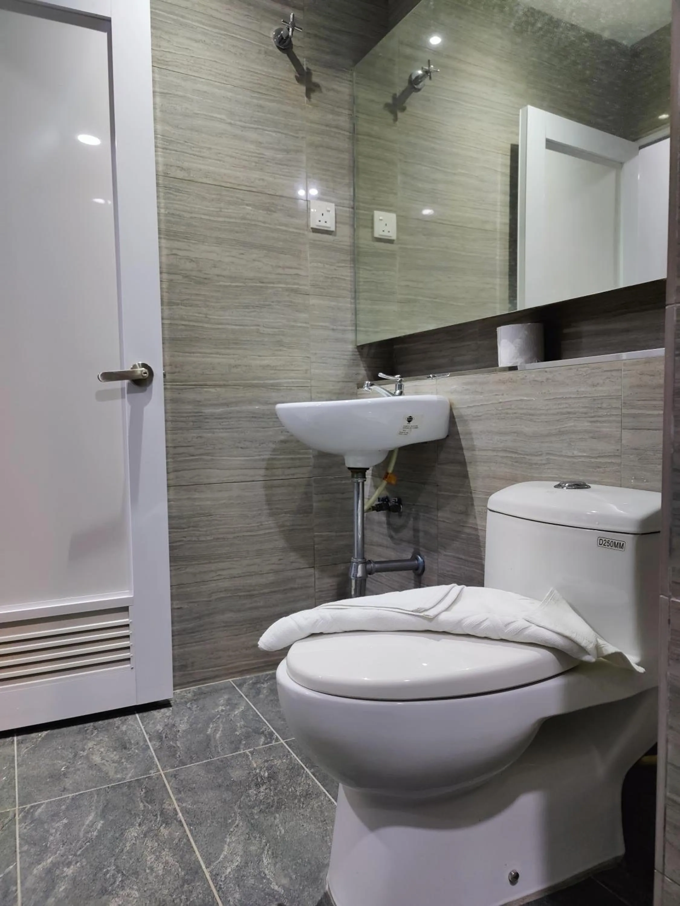 Bathroom in Hotel O Link Suite