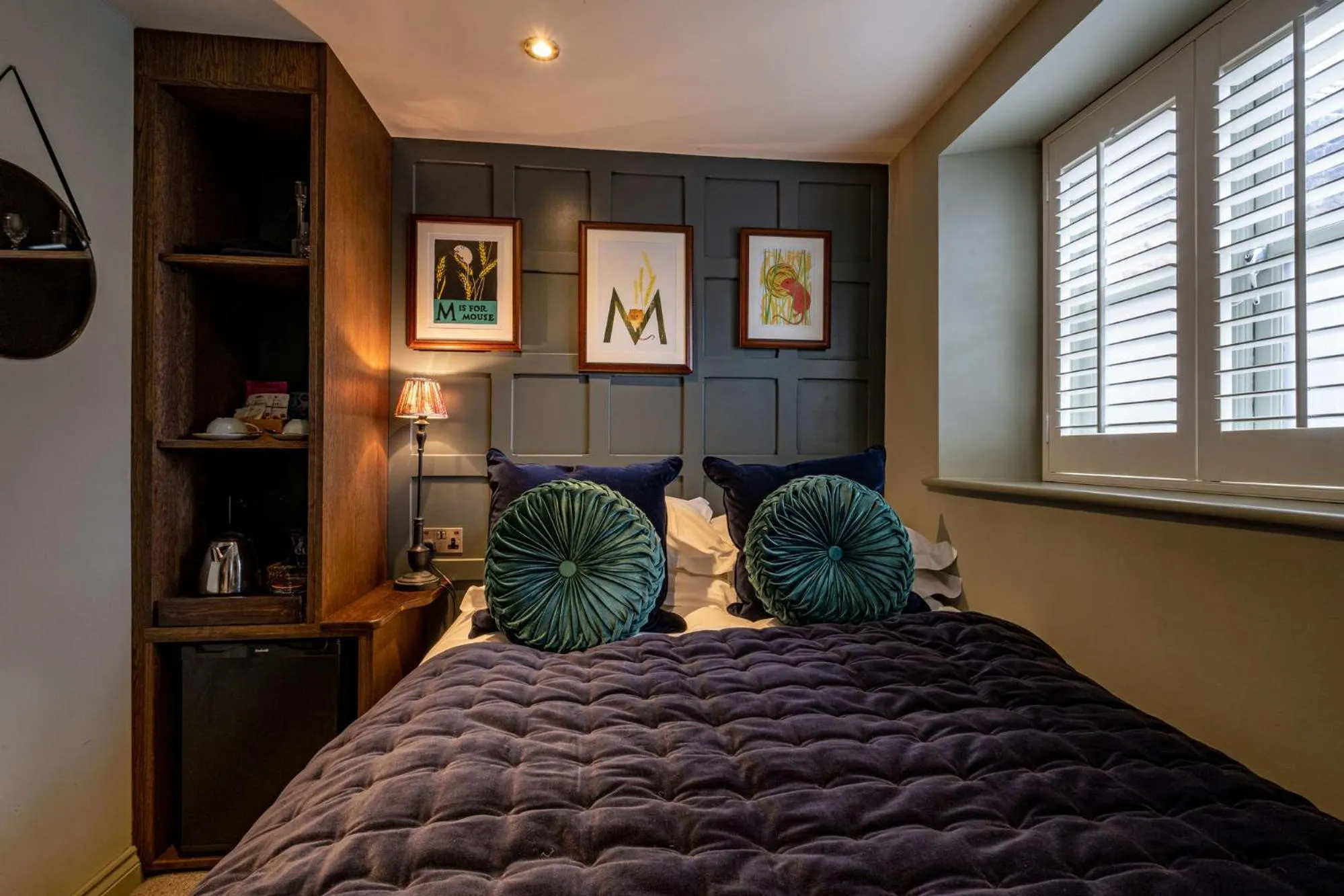 Bedroom, Bed in The Bell & Stuart House