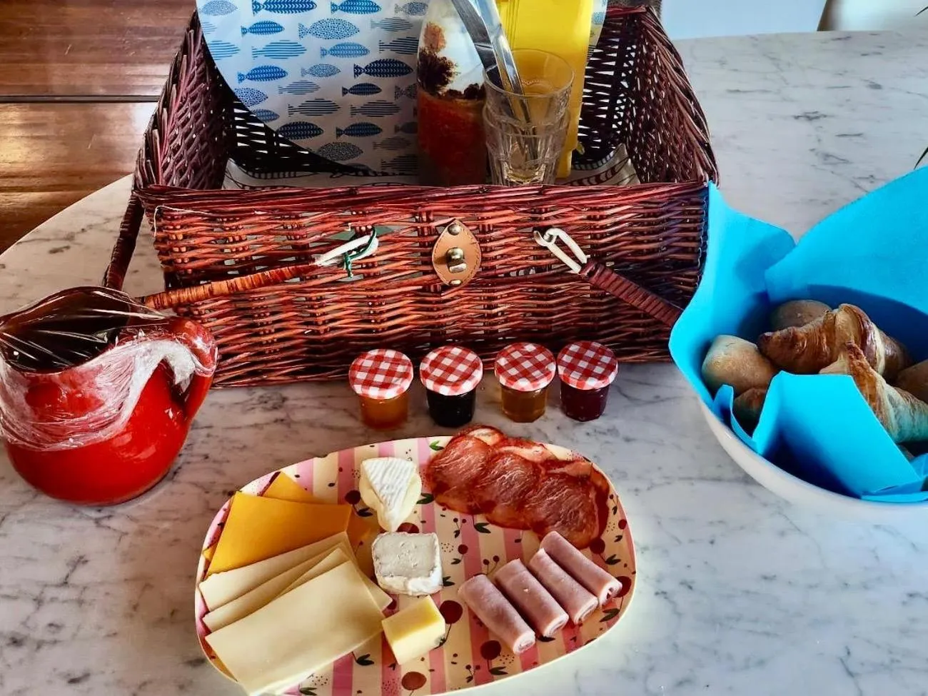 Breakfast in Solo Atico Guest Suites