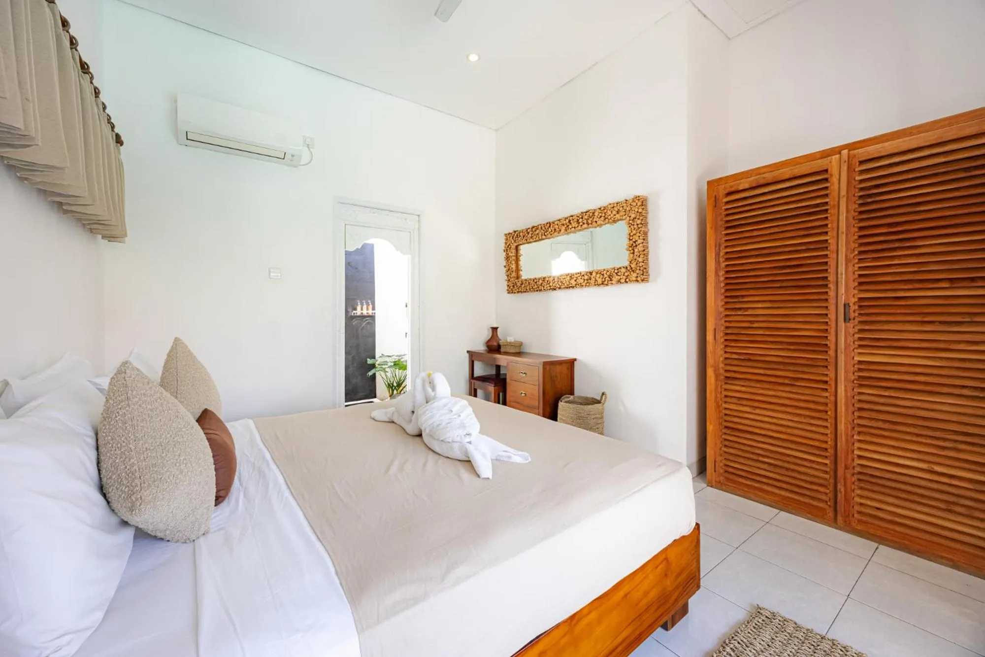 Bedroom, Bed in Newly renovated Villa Noa by Optimum Bali Villas