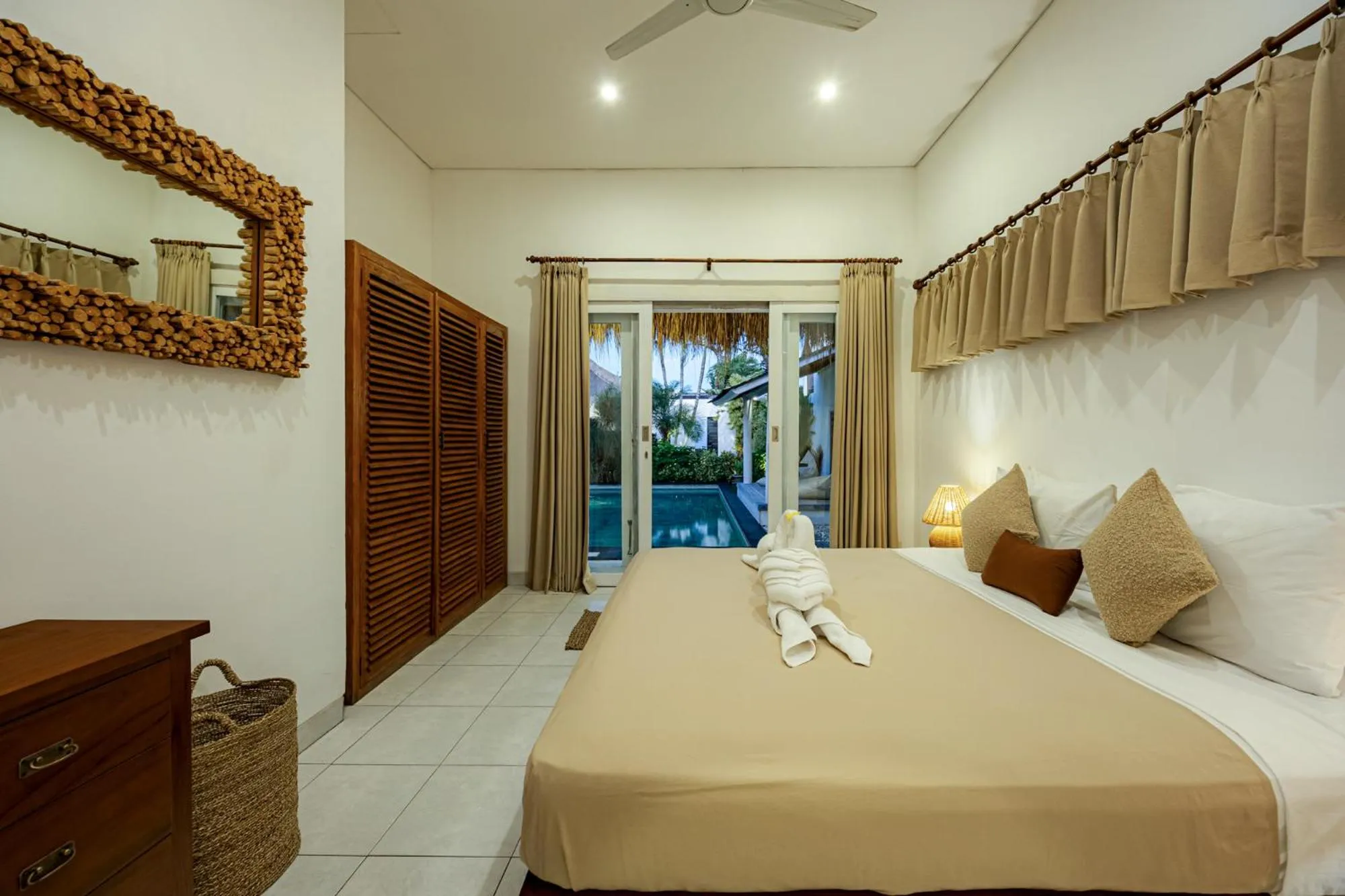 Photo of the whole room, Bed in Newly renovated Villa Noa by Optimum Bali Villas