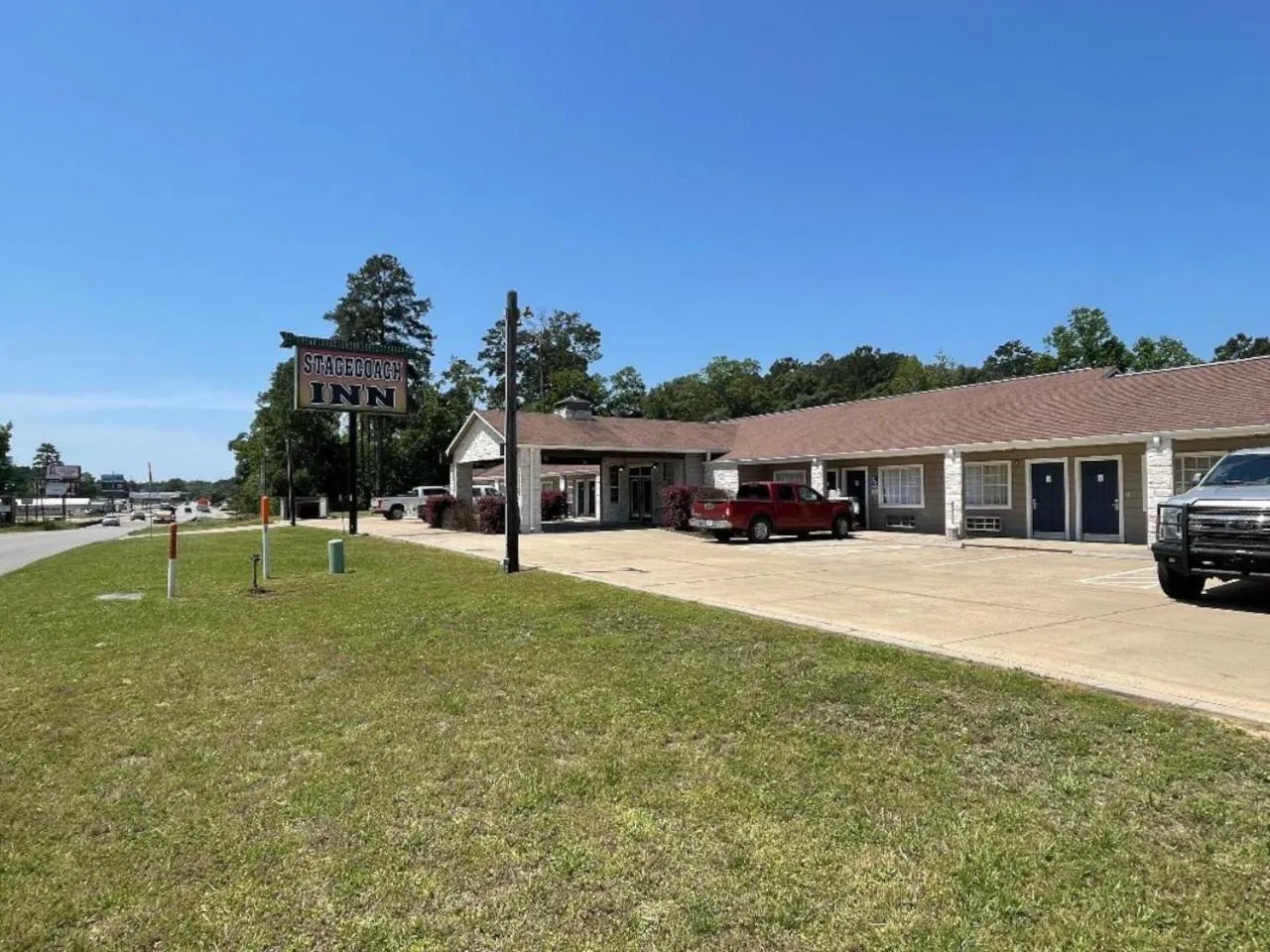 Property building in Stagecoach Inn Woodville