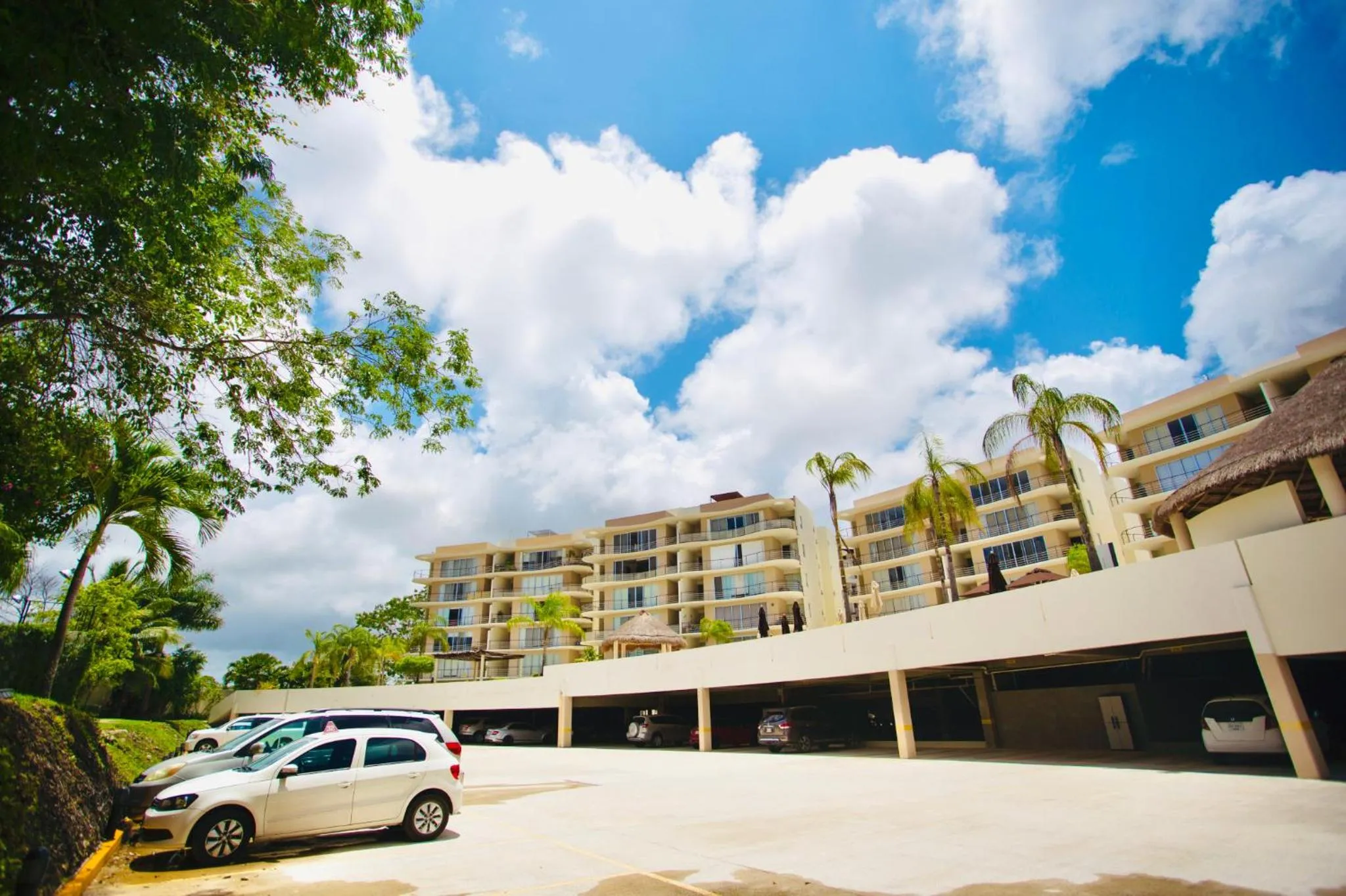 Property building in Deluxe fully furnished 2bd