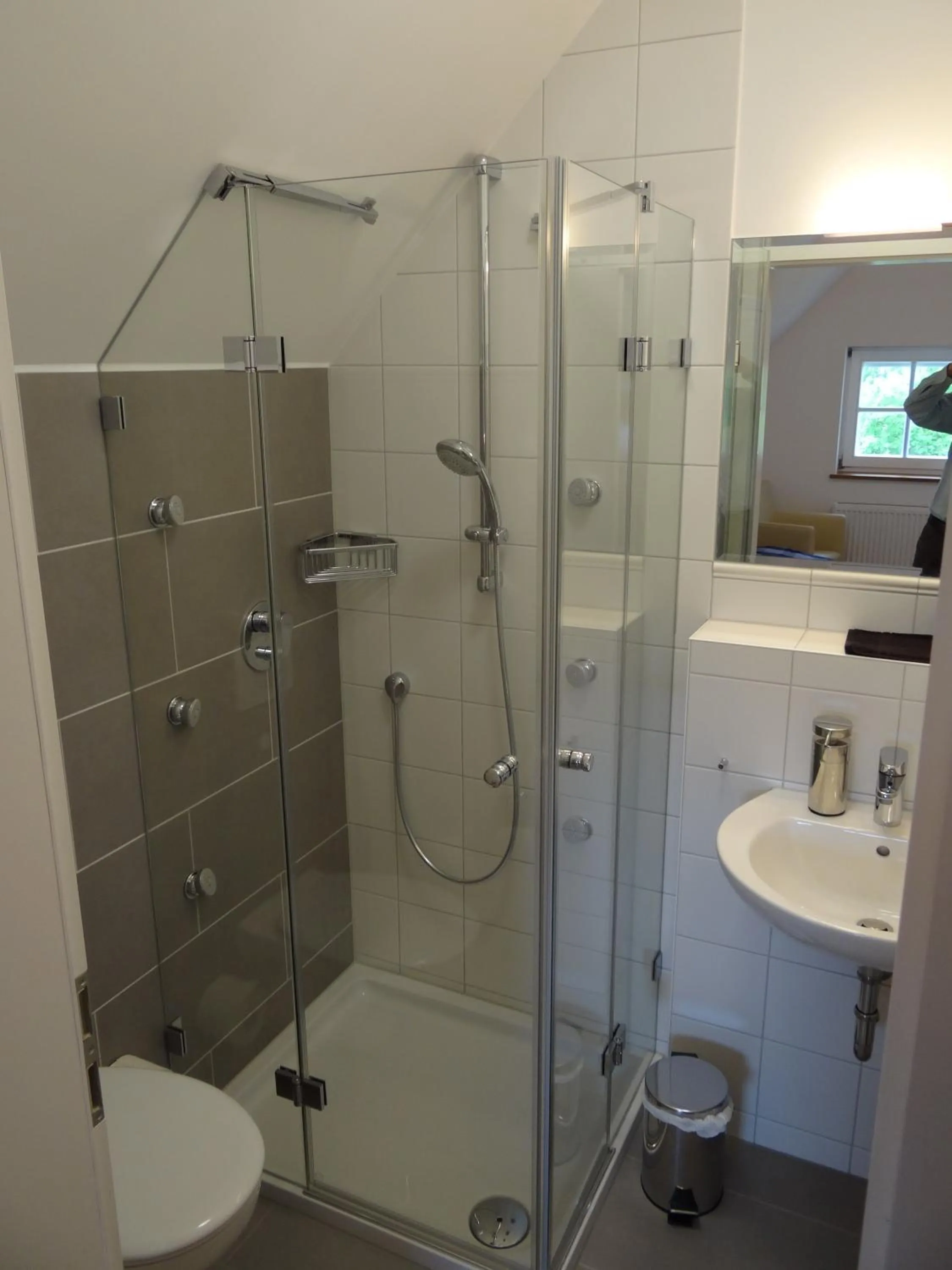 Shower in Landgasthaus zum Seysingshof