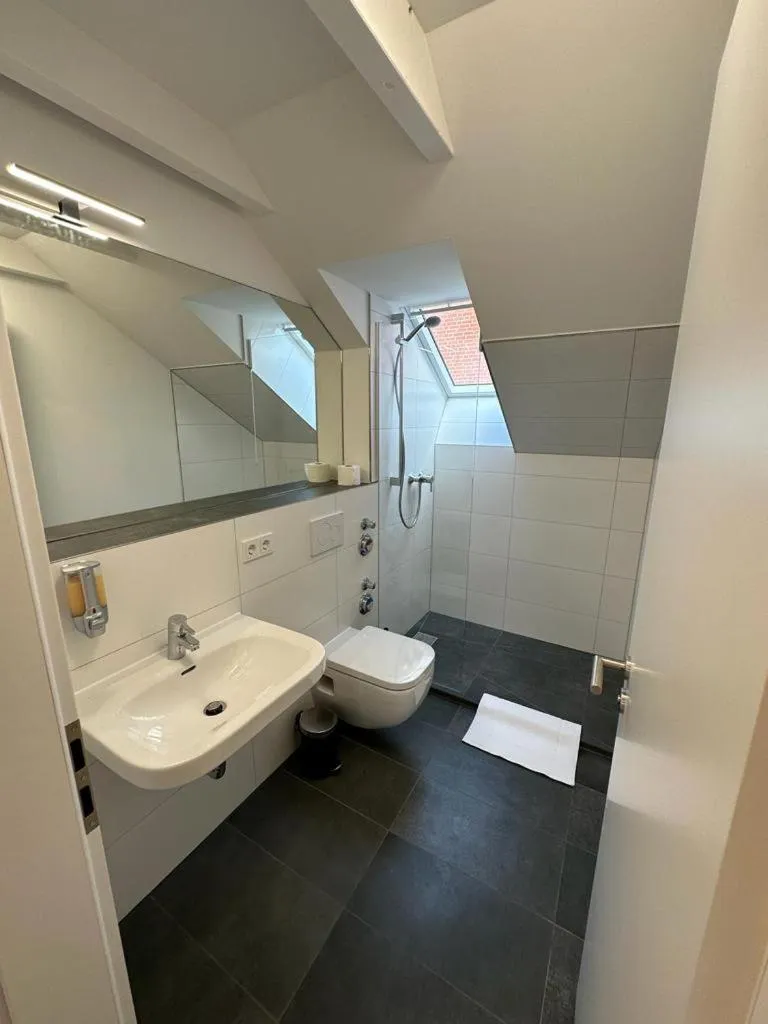 NorthWest Apartments