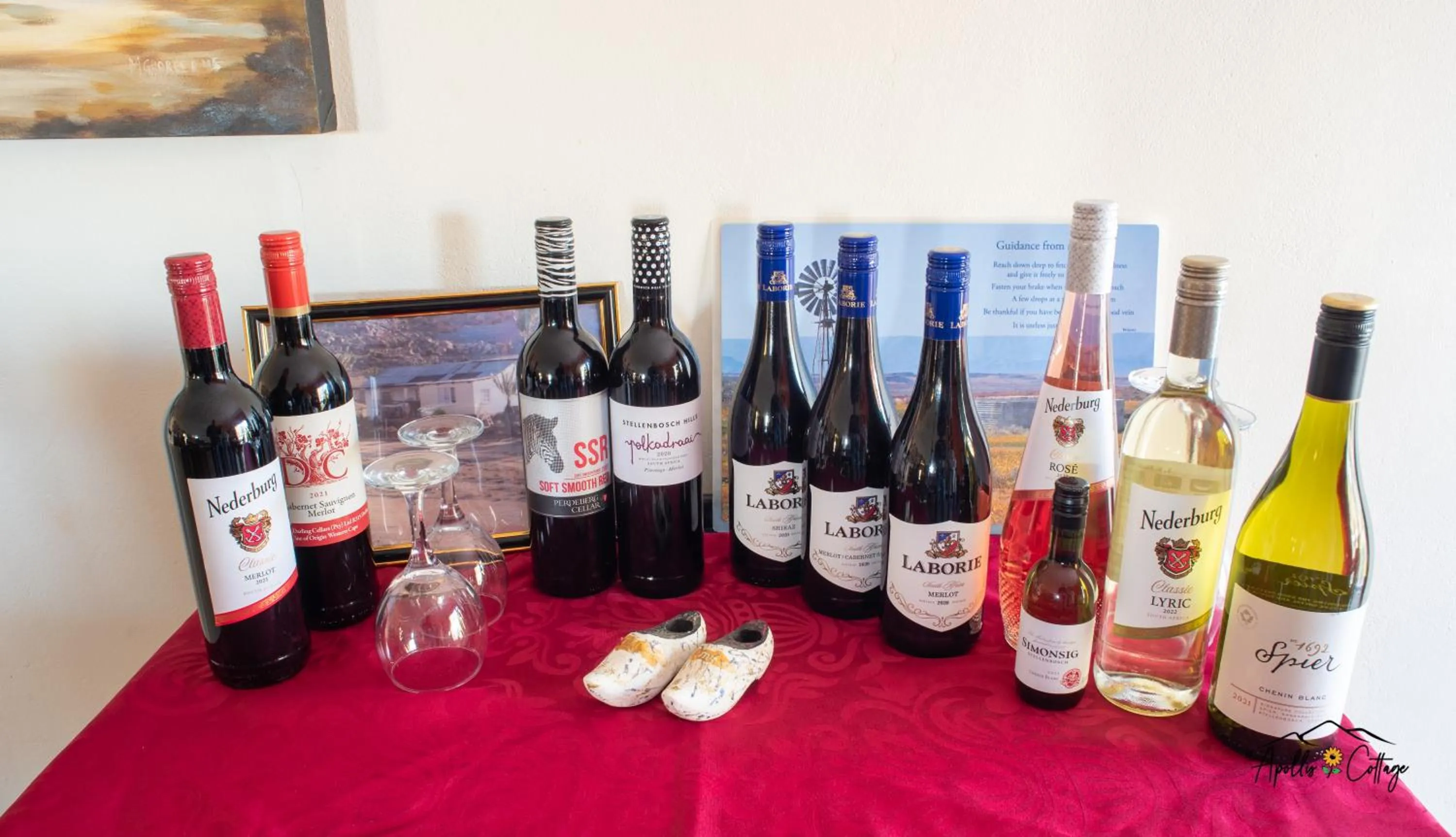 Drinks in Apollis Cottage