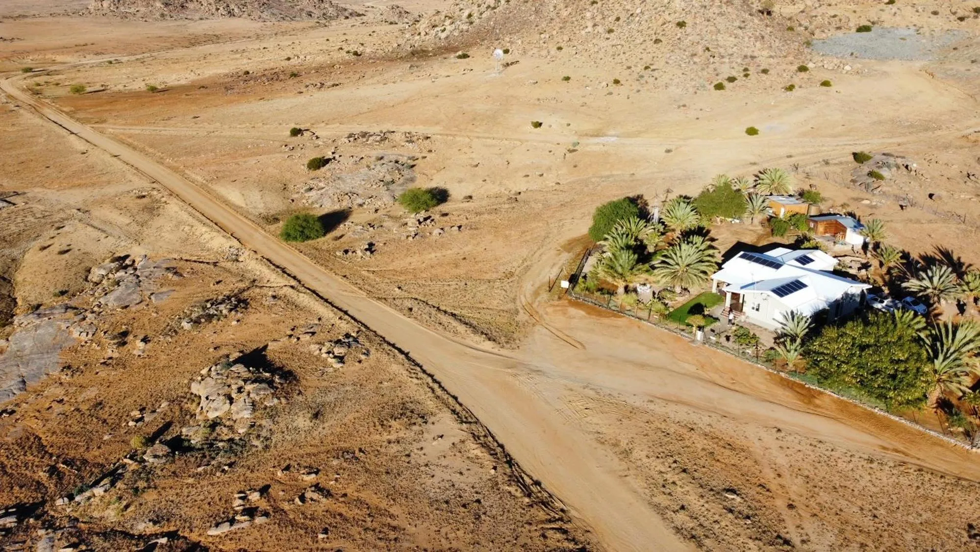 Property building in Apollis Cottage