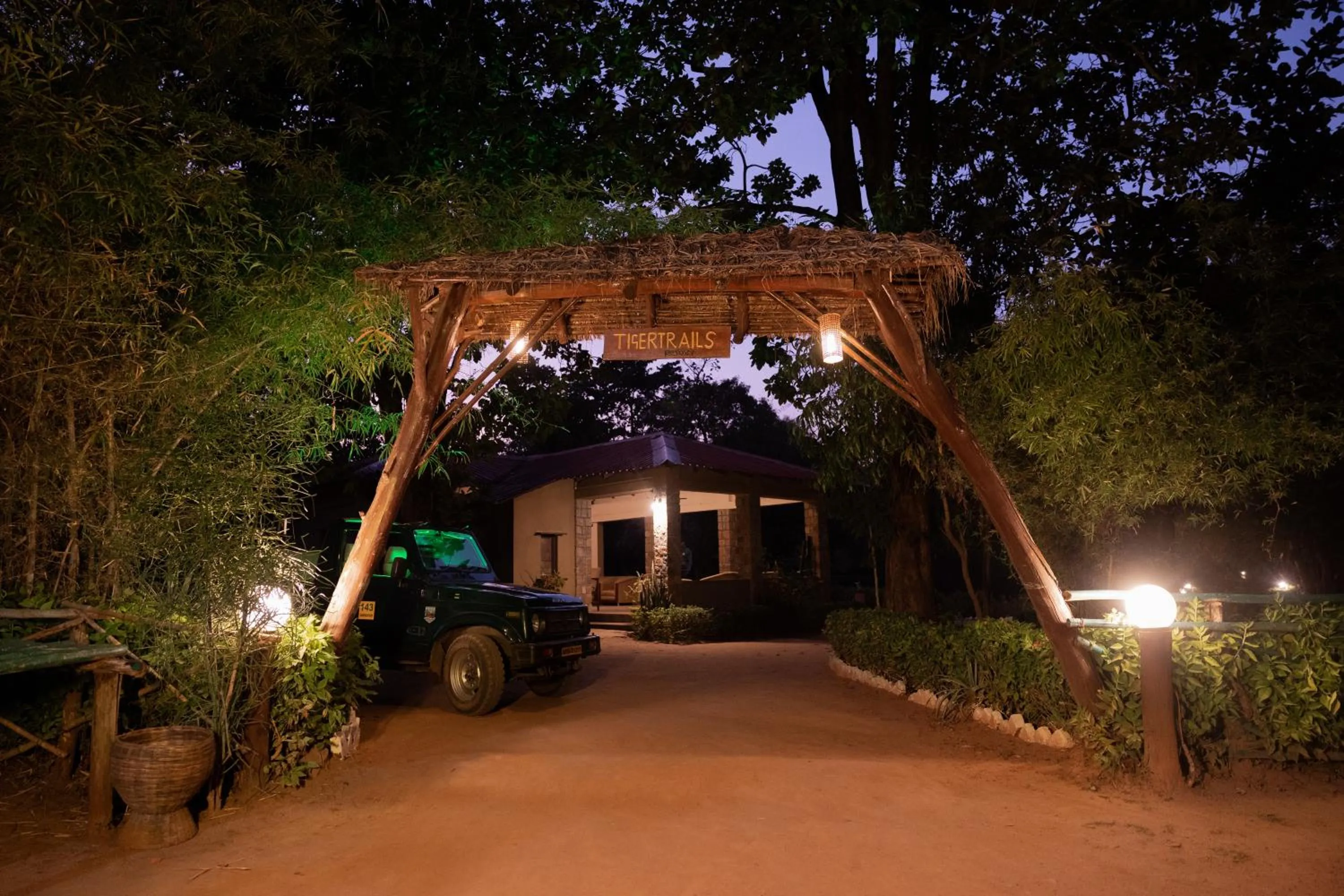 Facade/entrance in Tiger Trails Resort