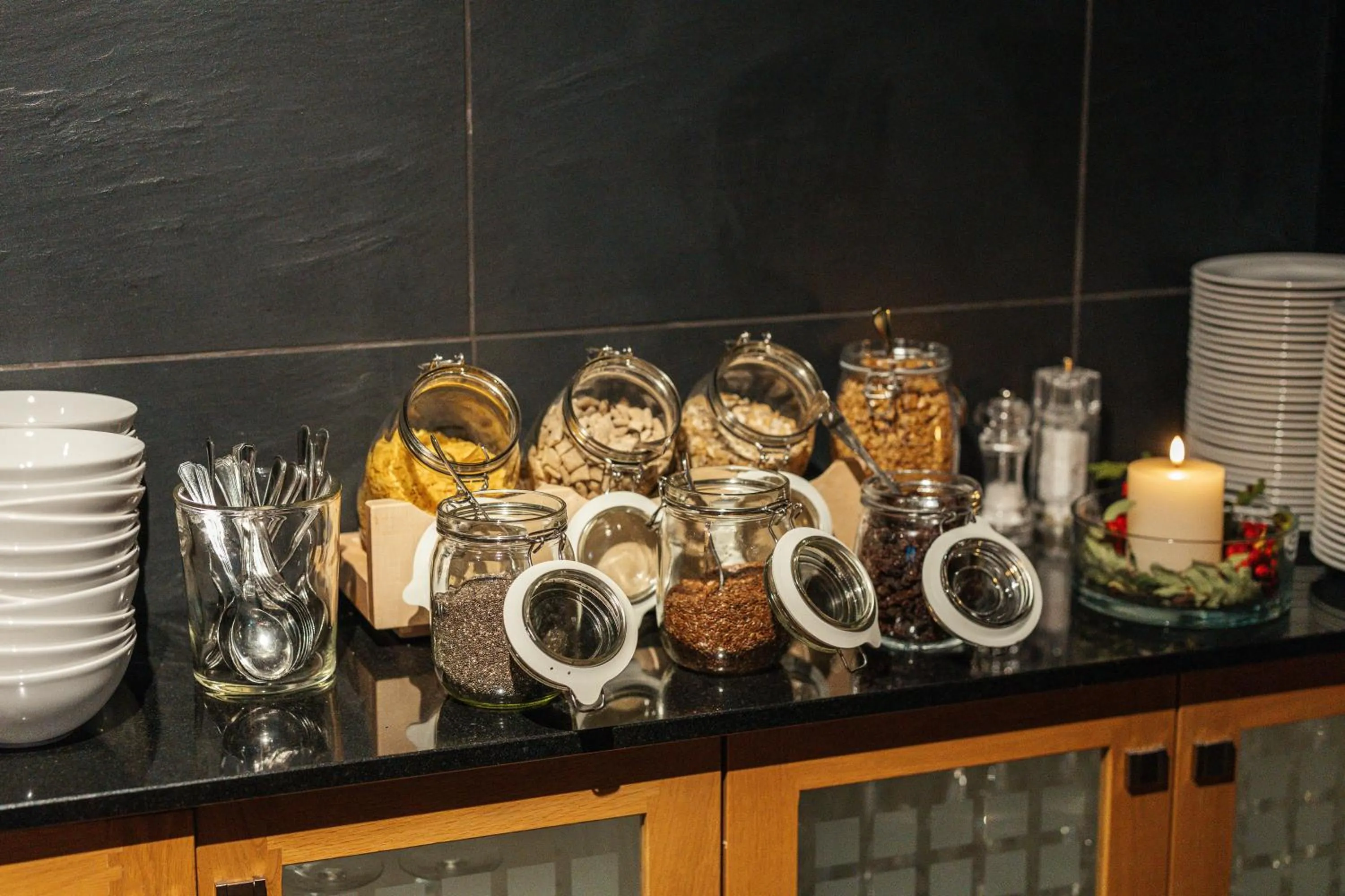 Restaurant/places to eat in Barken Lodge