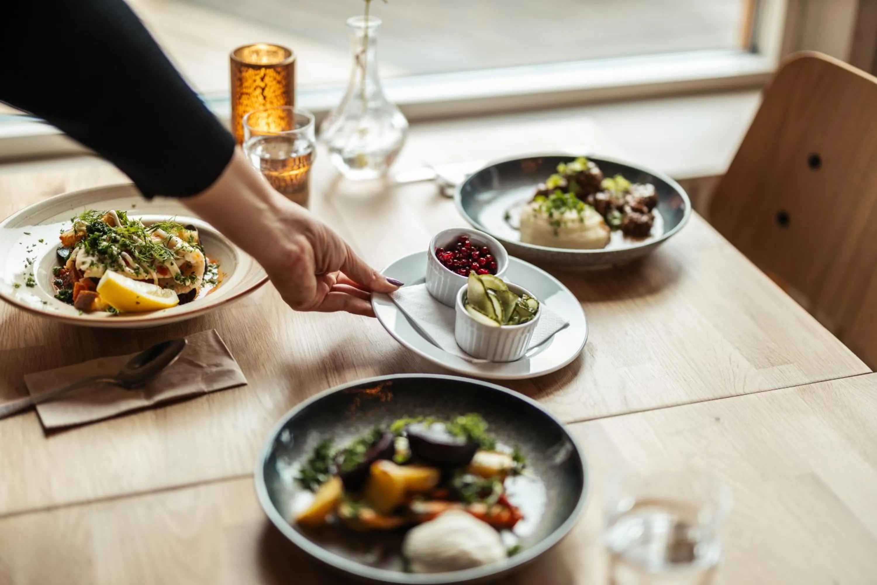 Restaurant/places to eat in Barken Lodge