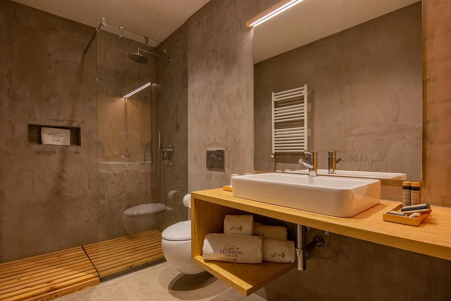 Bathroom in Quinta do Pedregal Hotel & Spa