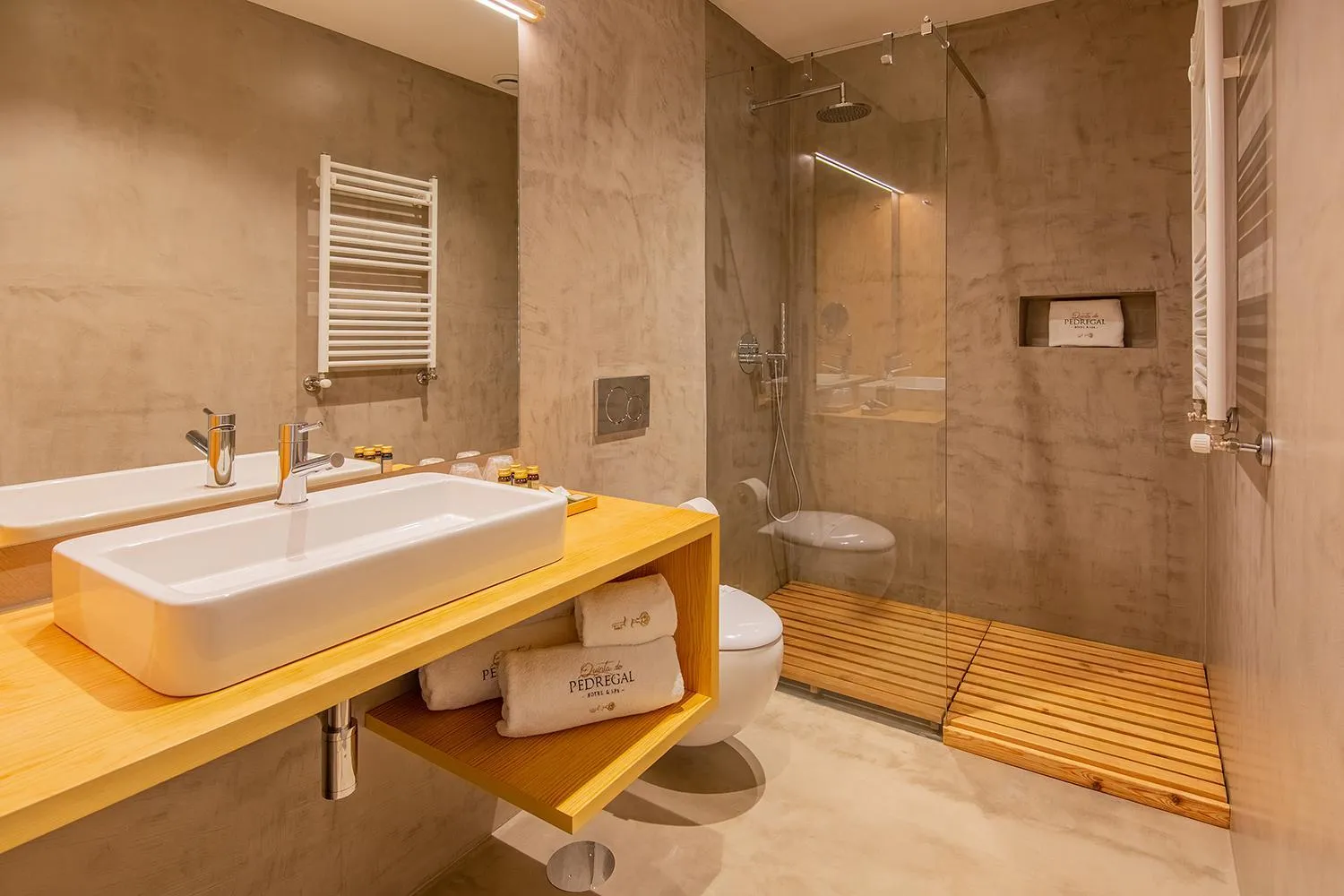 Bathroom in Quinta do Pedregal Hotel & Spa