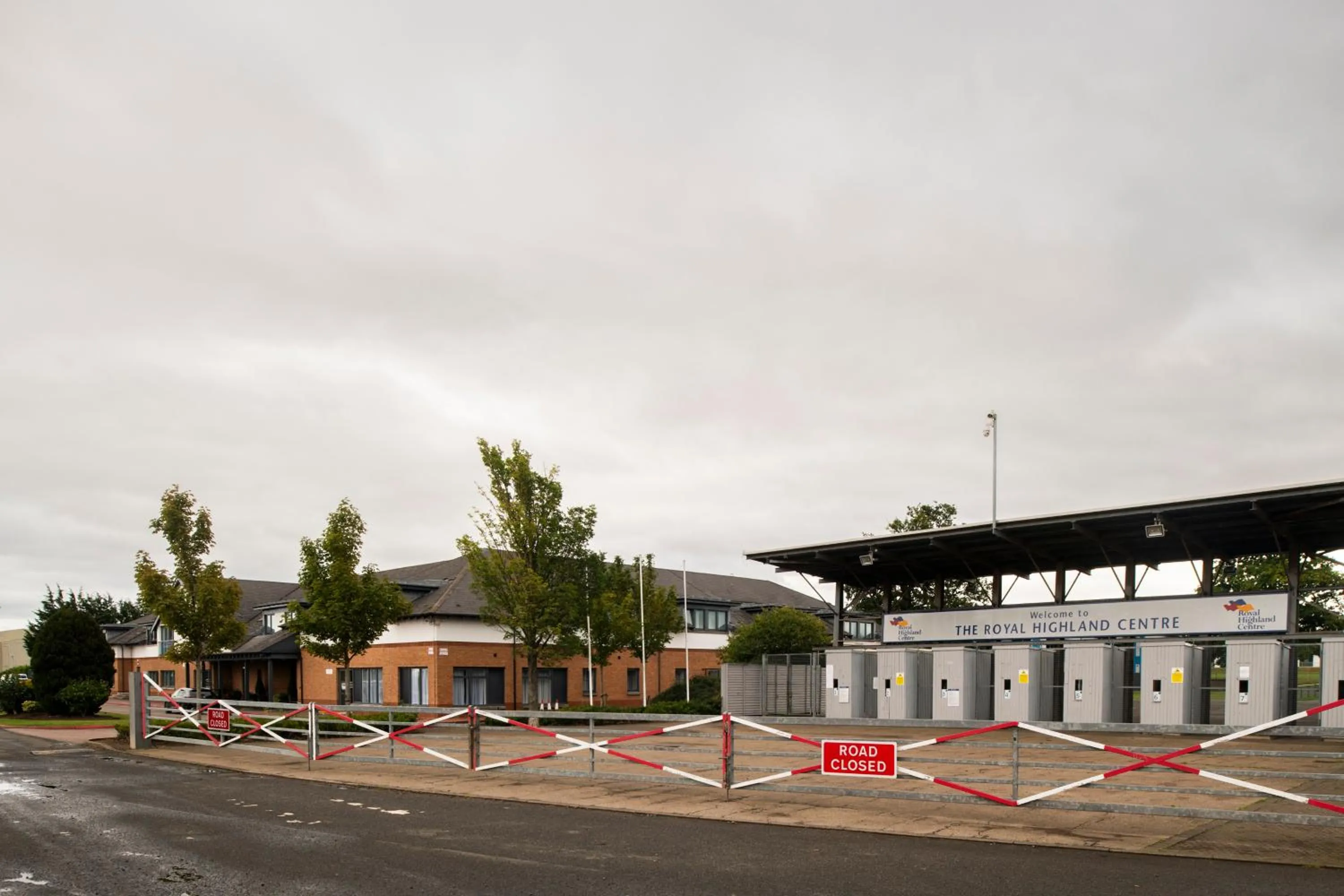 Entertainment in Holiday Inn Express Edinburgh Airport by IHG