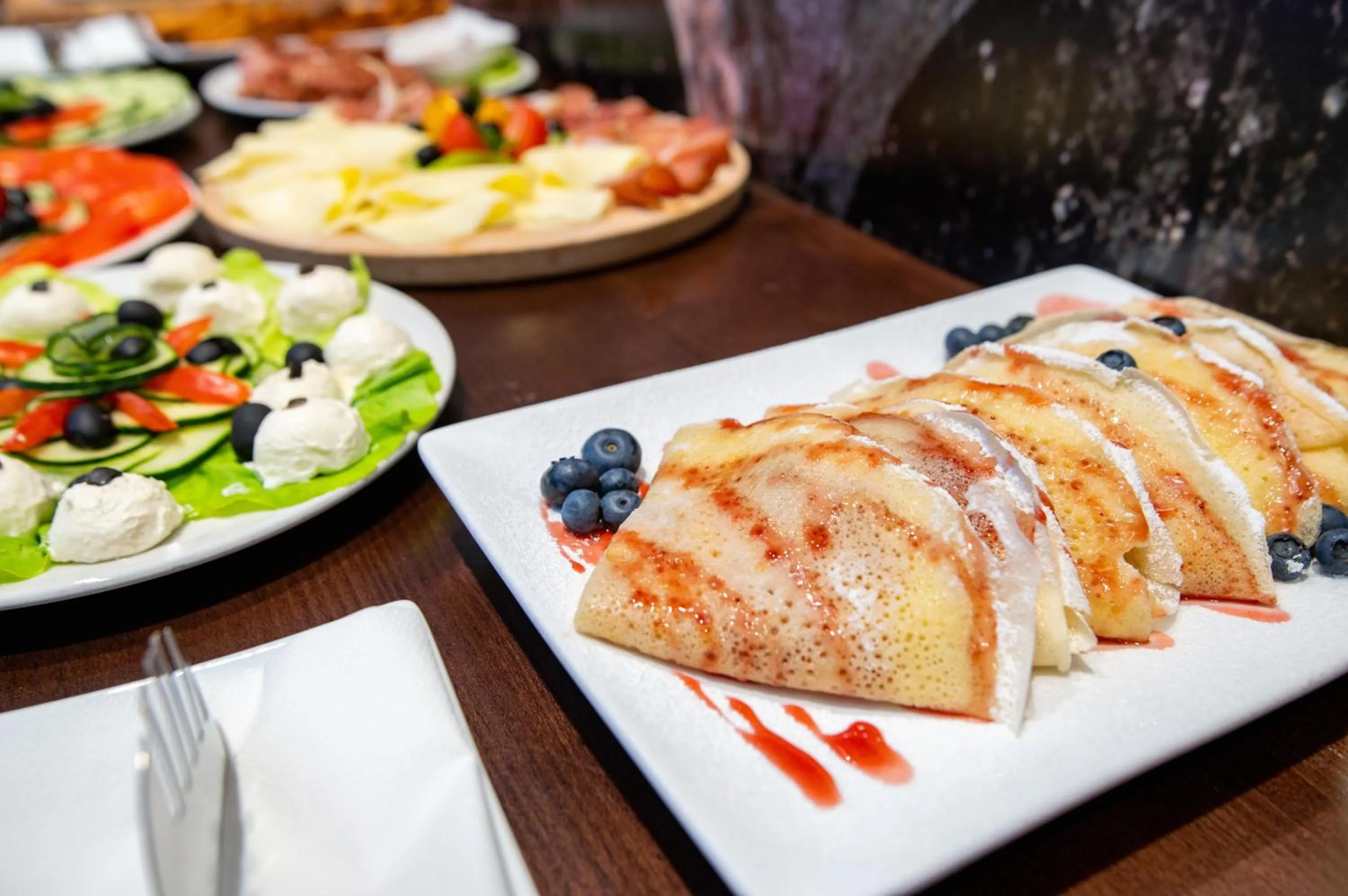 Food and drinks in Azur Palace Luxury Rooms