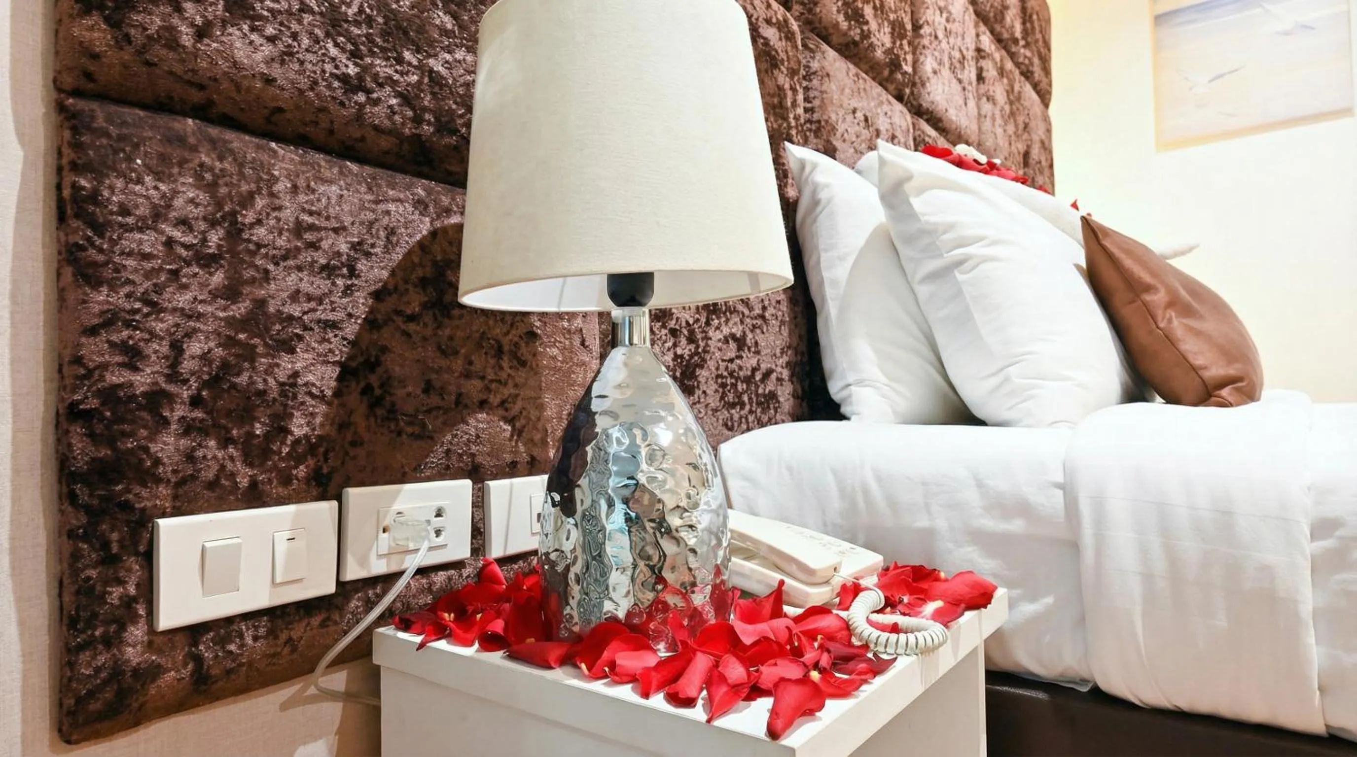 Bed in Pooh Beach Resort & Spa