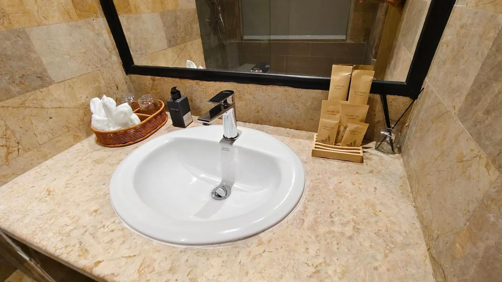 Pooh Beach Resort & Spa