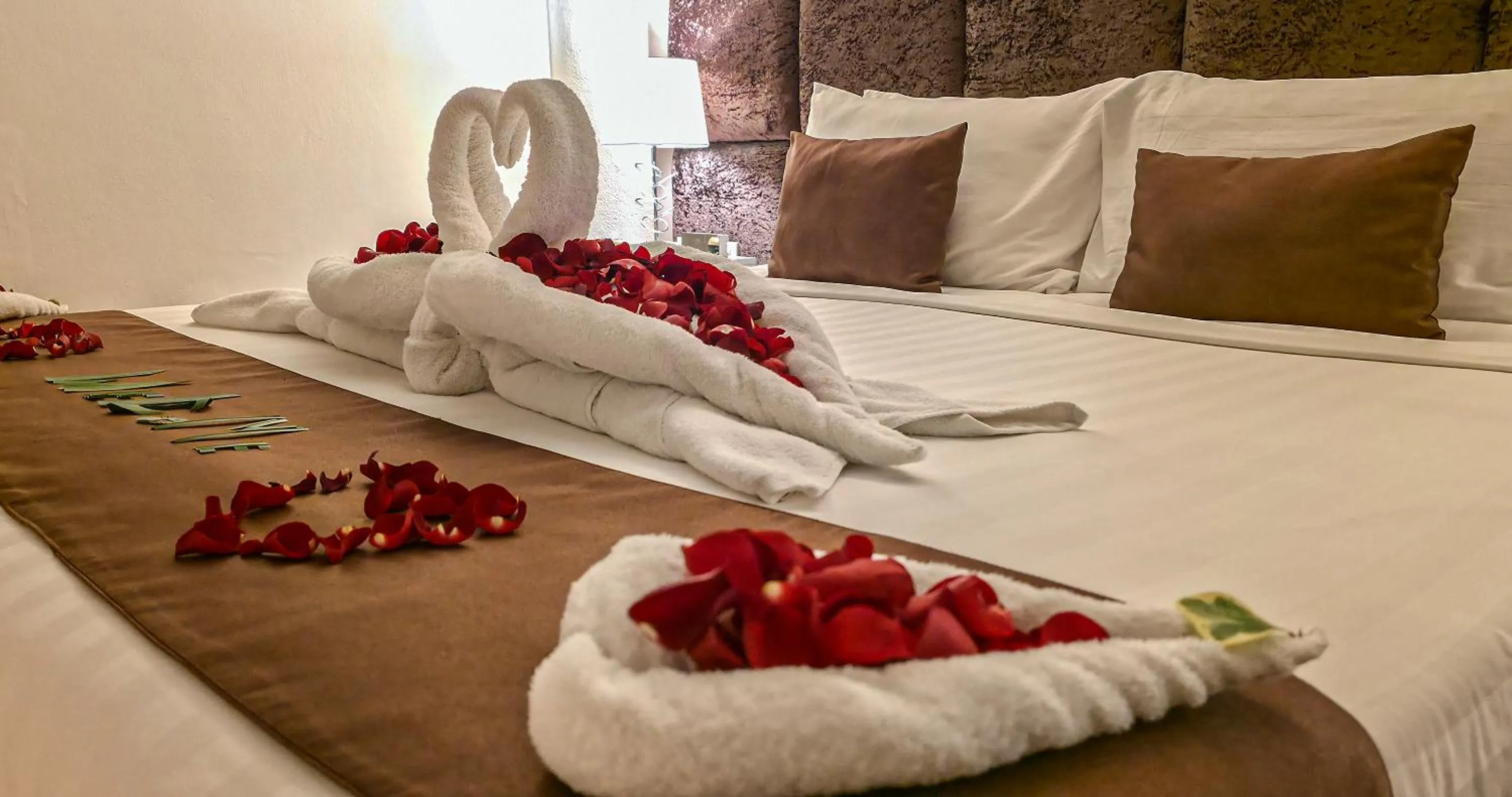 Bed in Pooh Beach Resort & Spa