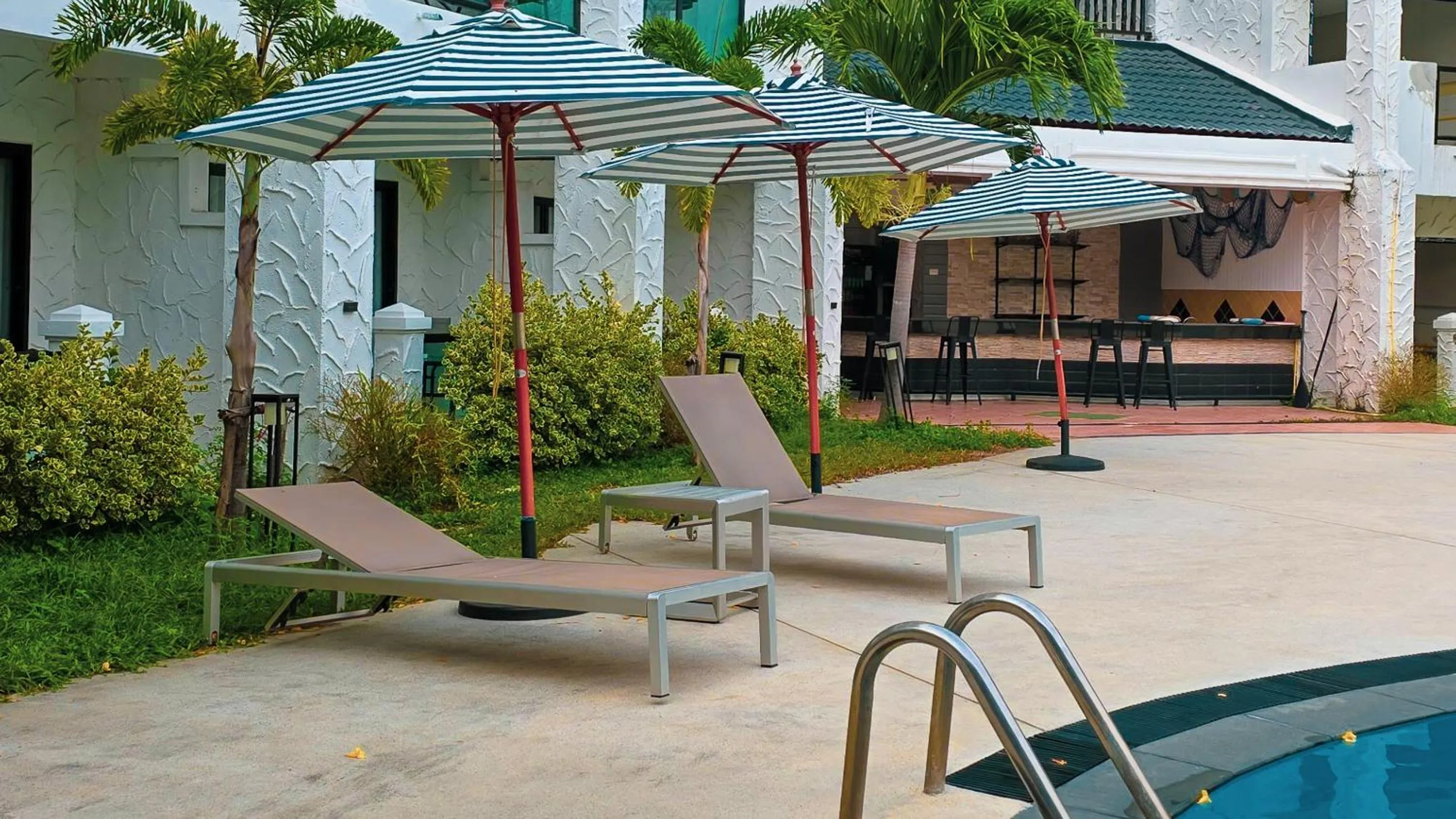 Property building in Pooh Beach Resort & Spa