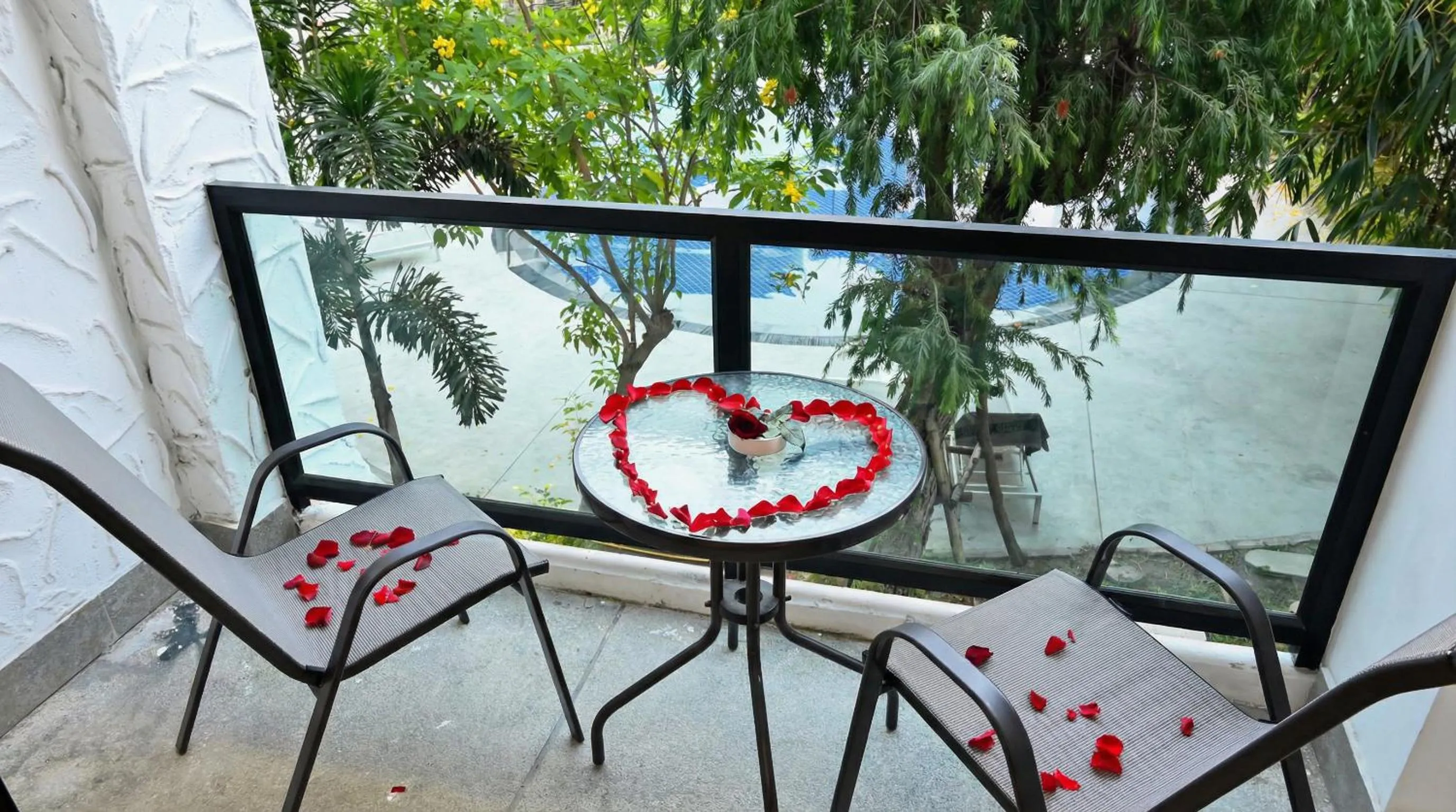 Day in Pooh Beach Resort & Spa