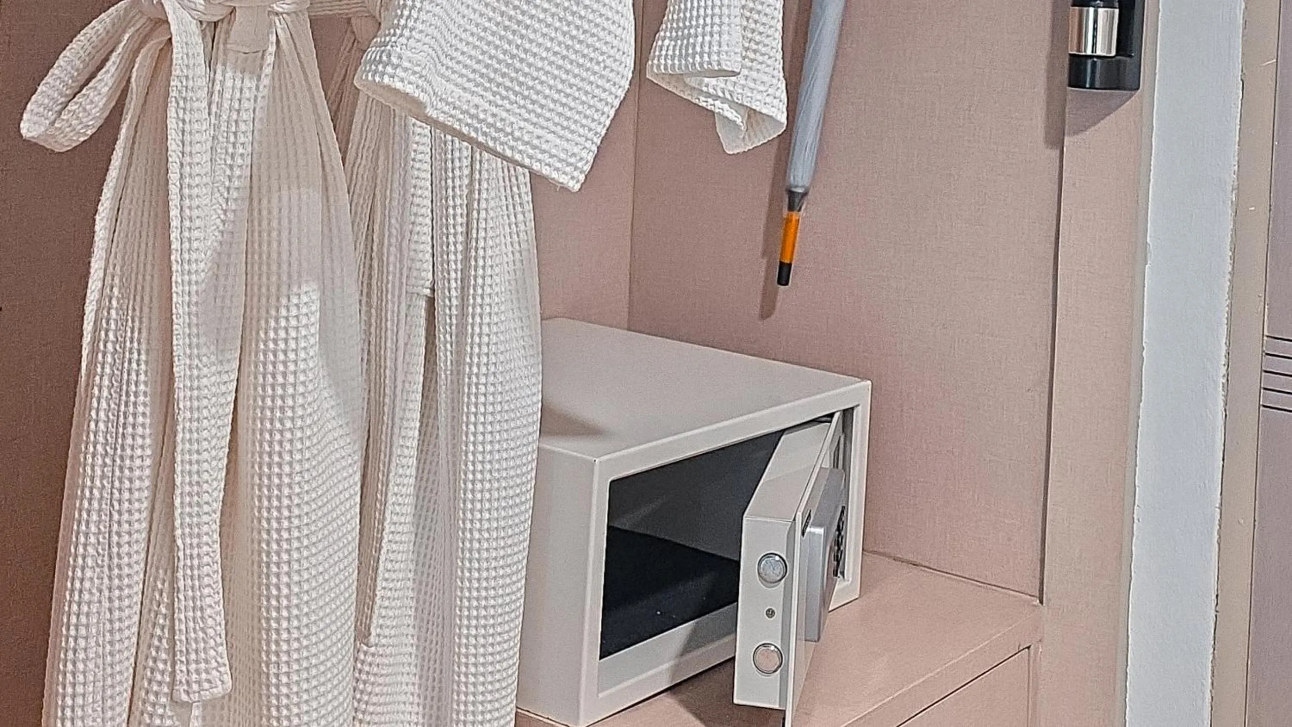 safe in Pooh Beach Resort & Spa