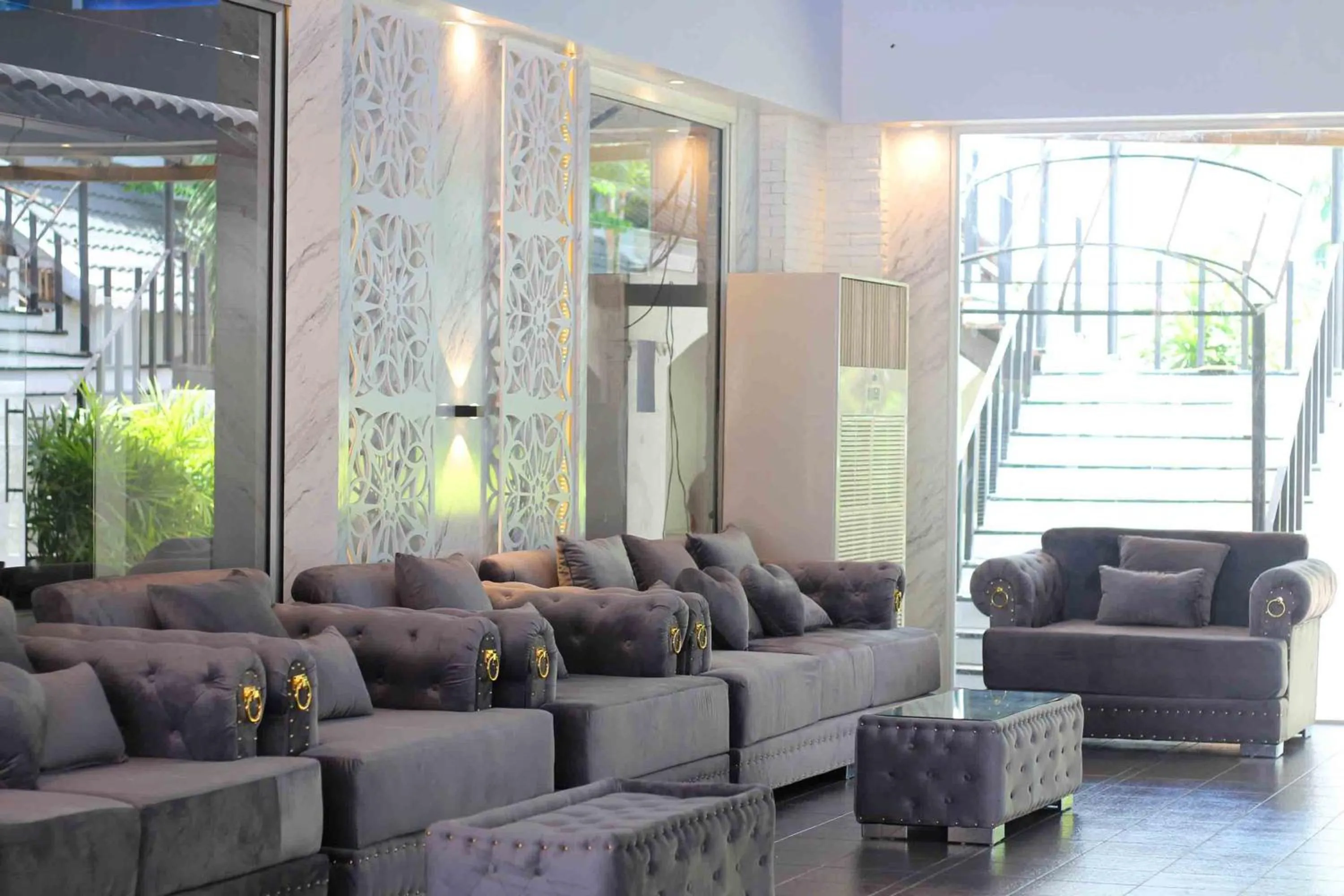 Pooh Beach Resort & Spa