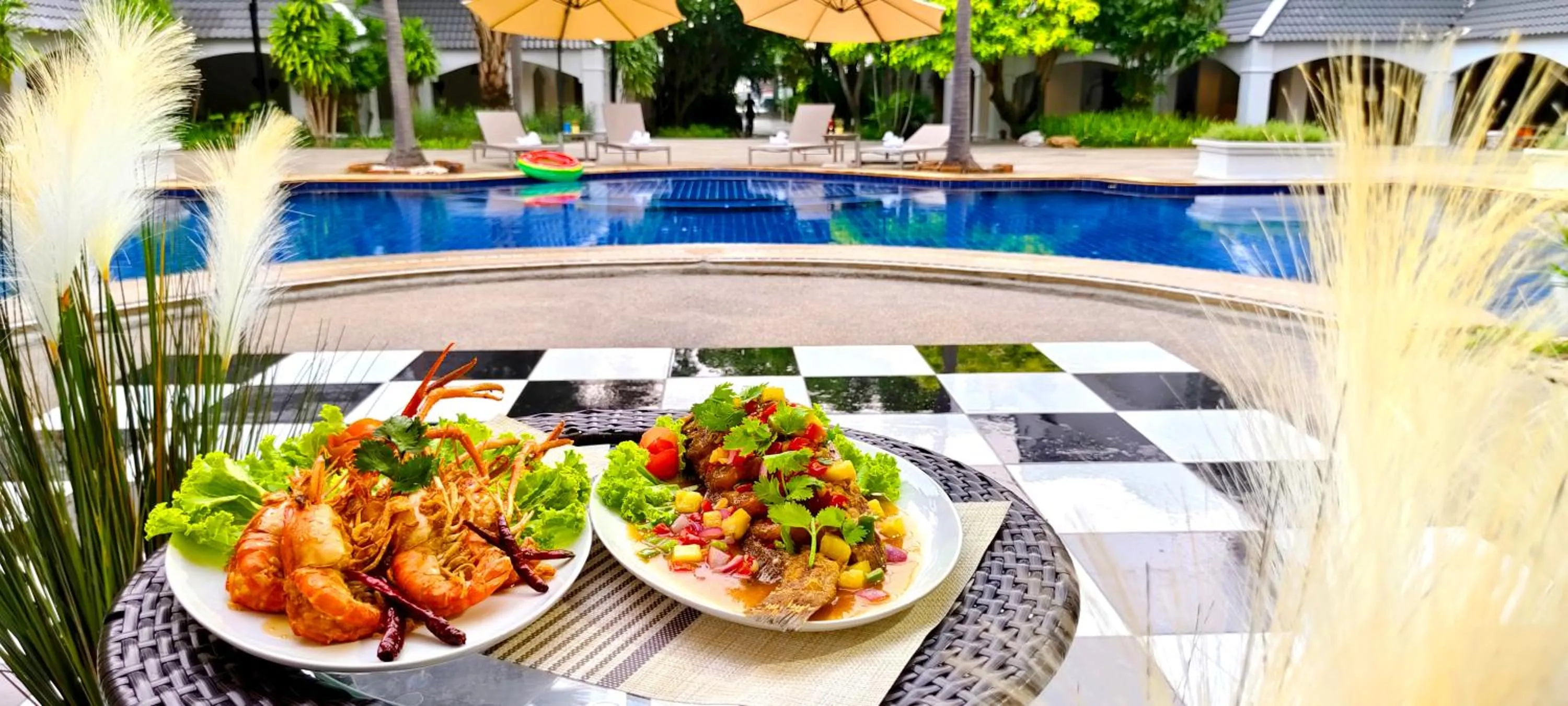 Pooh Beach Resort & Spa