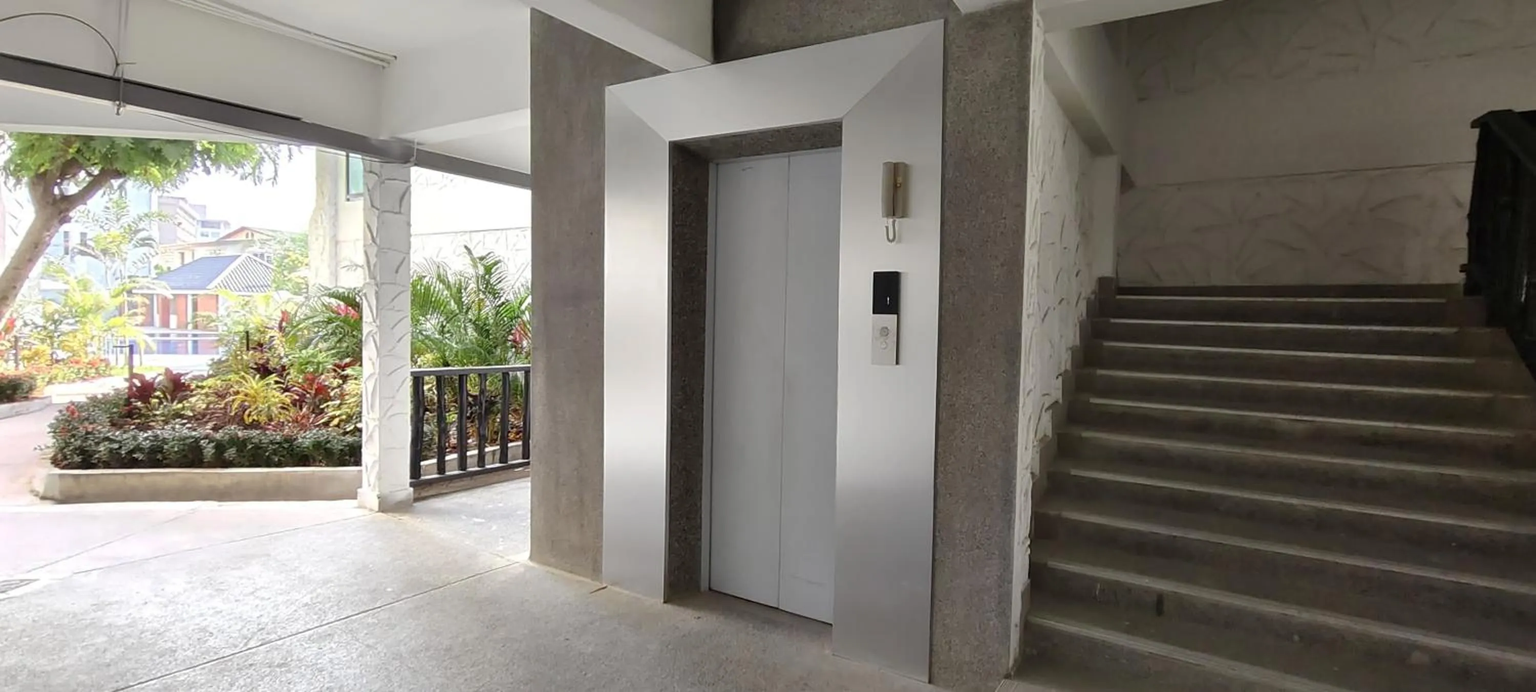 Pooh Beach Resort & Spa