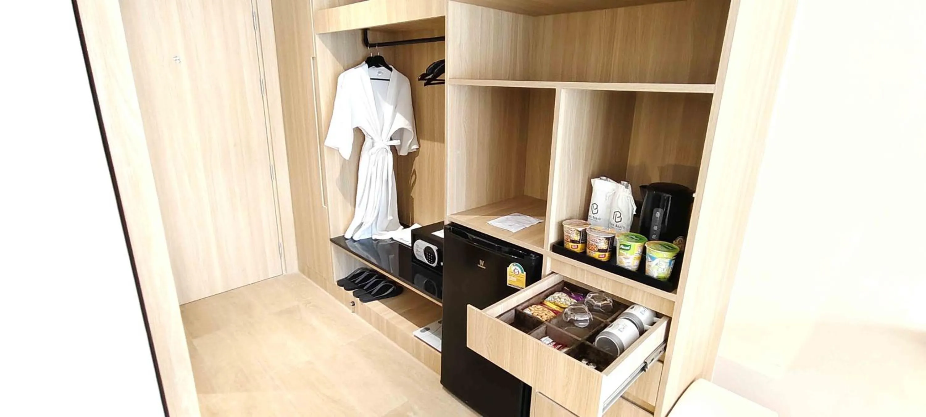 Pooh Beach Resort & Spa