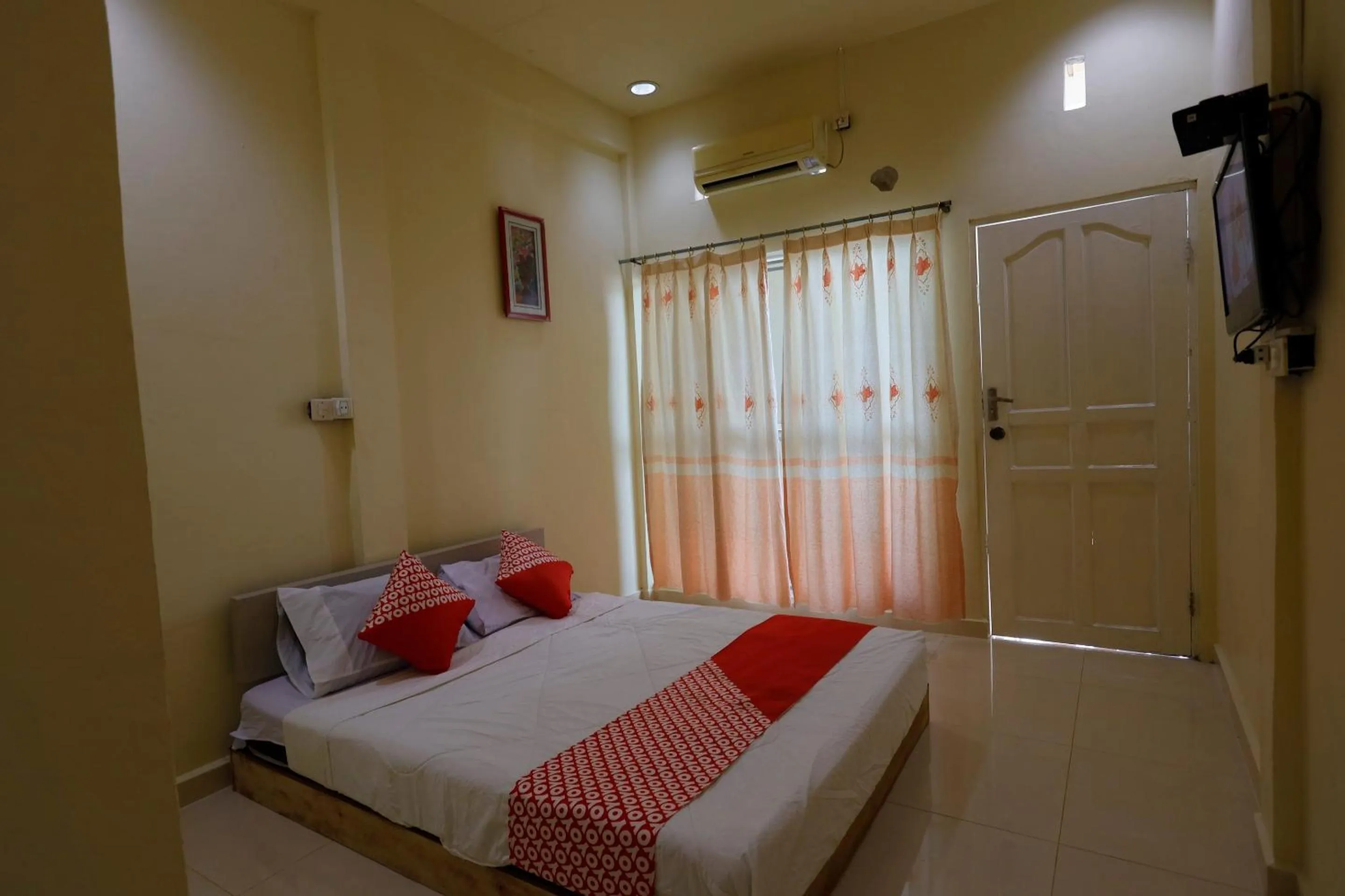 Hotel O Backpaker Seraya