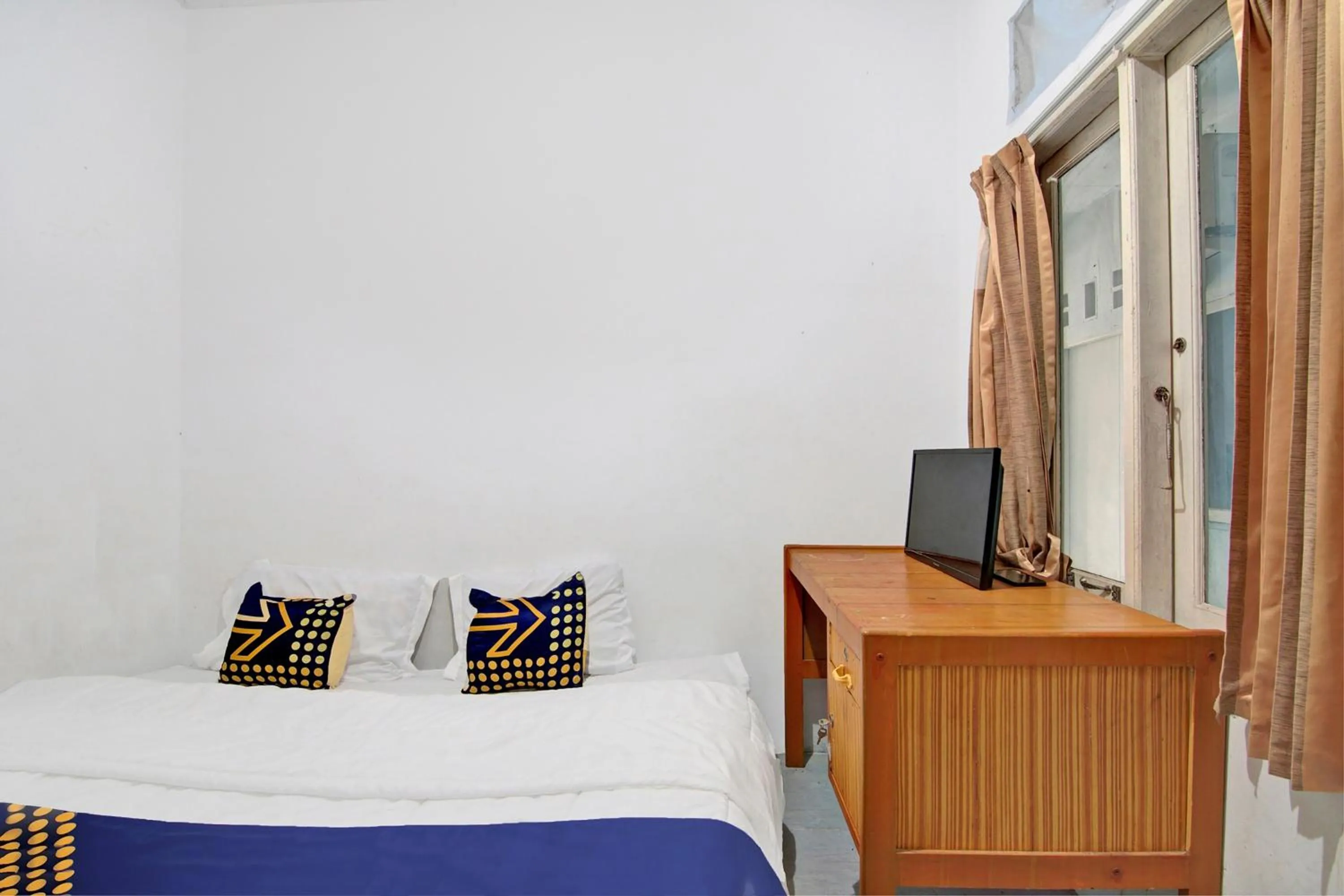 Bedroom, Bed in Hotel O Arsen House