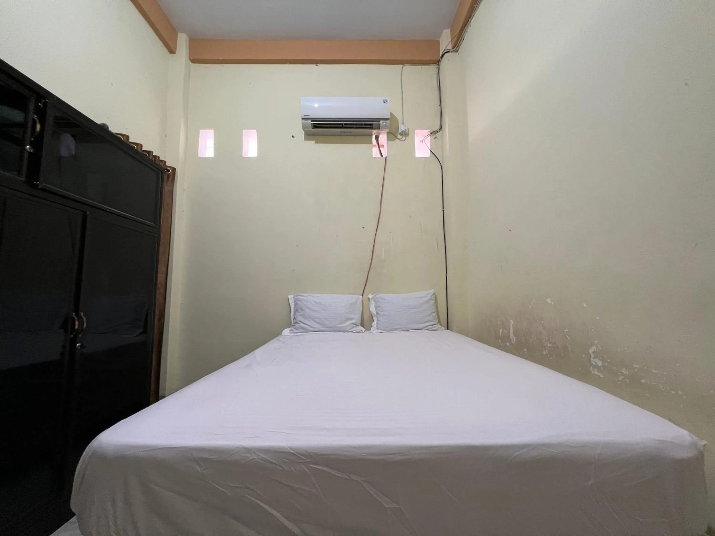 Bedroom, Bed in Hotel O Ziza Kost82 Syariah
