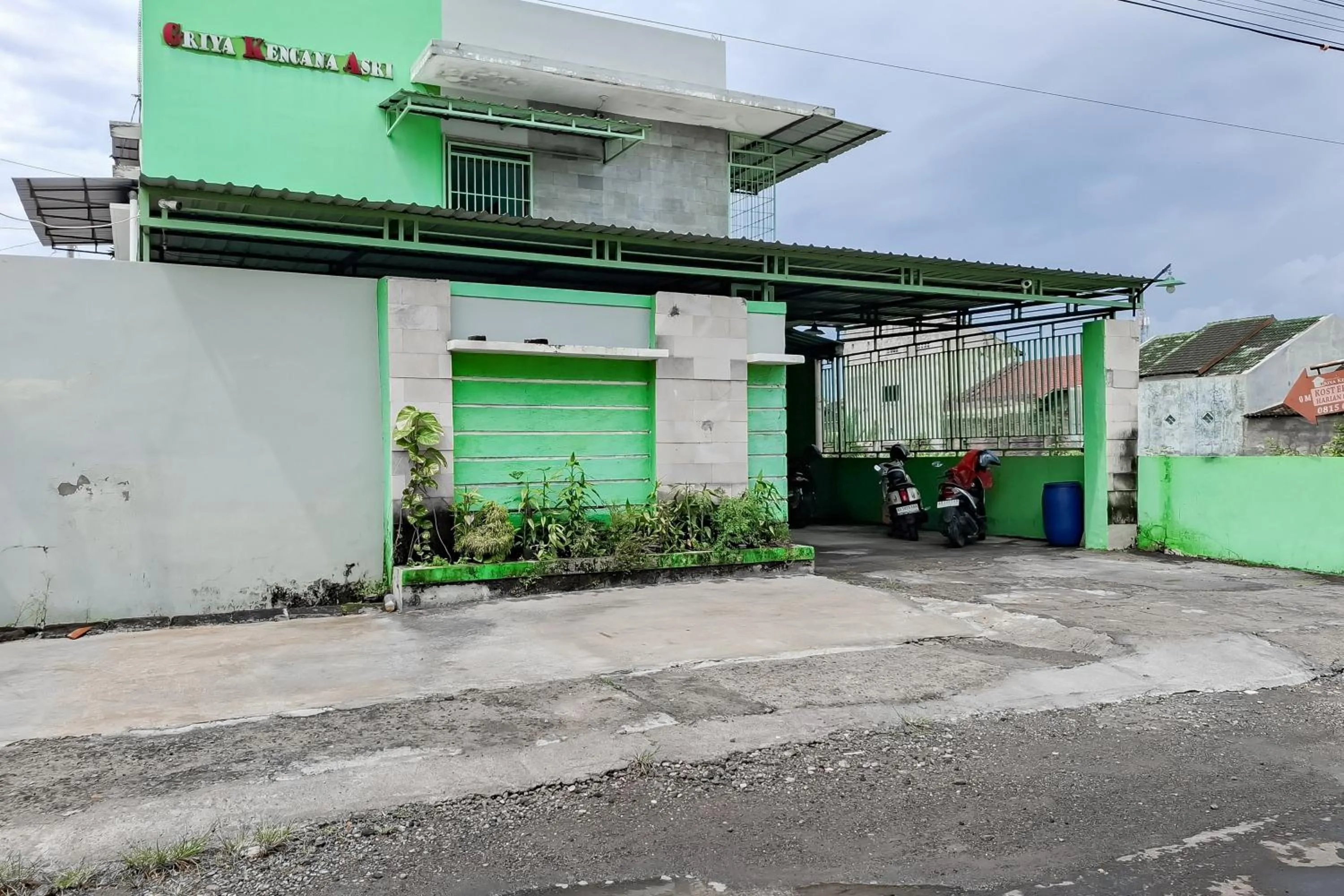 Facade/entrance in Griya Kencana Asri Syariah near RS Karima Utama Kartasura RedPartner
