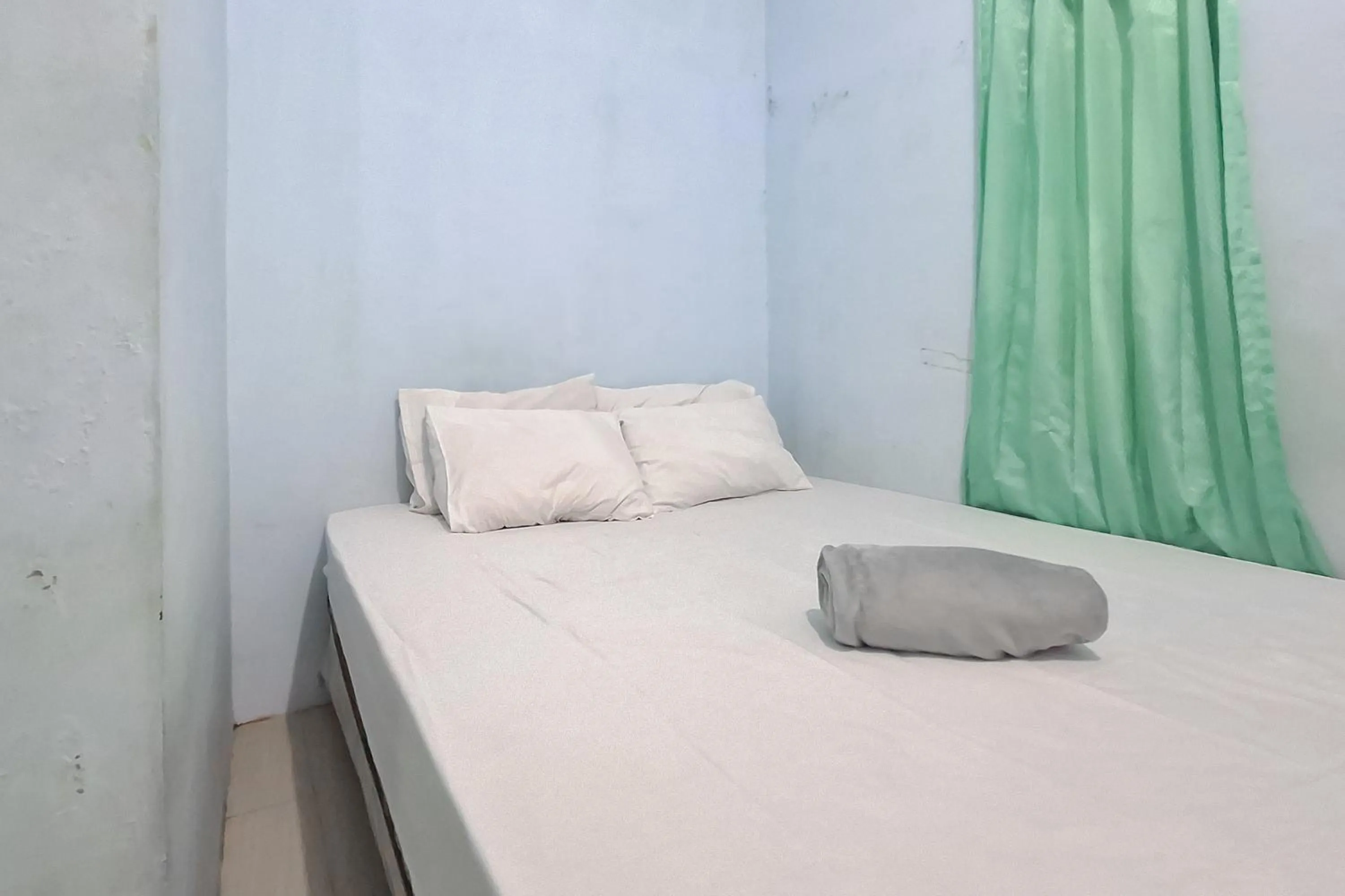 Bedroom, Bed in Griya Kencana Asri Syariah near RS Karima Utama Kartasura RedPartner