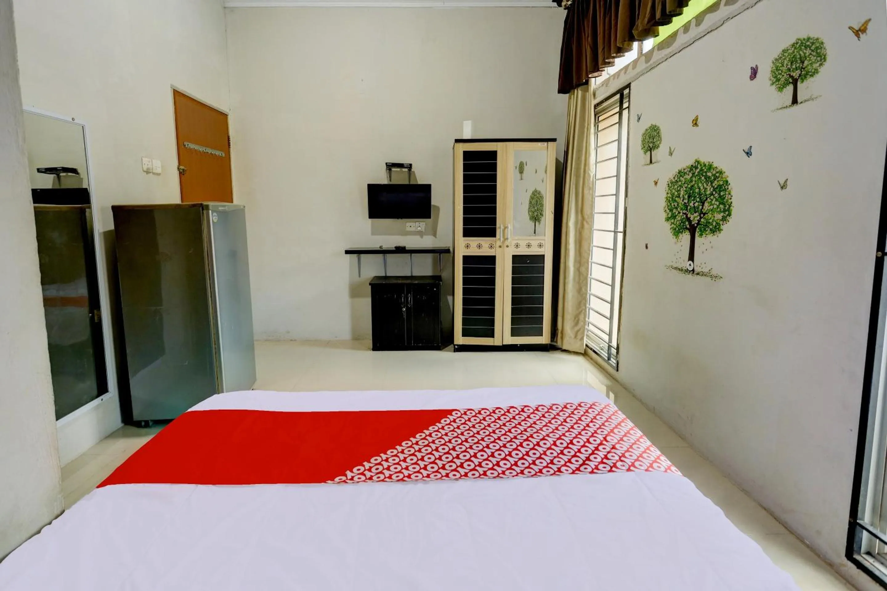 Bedroom, Bed in Hotel O Inara Homestay