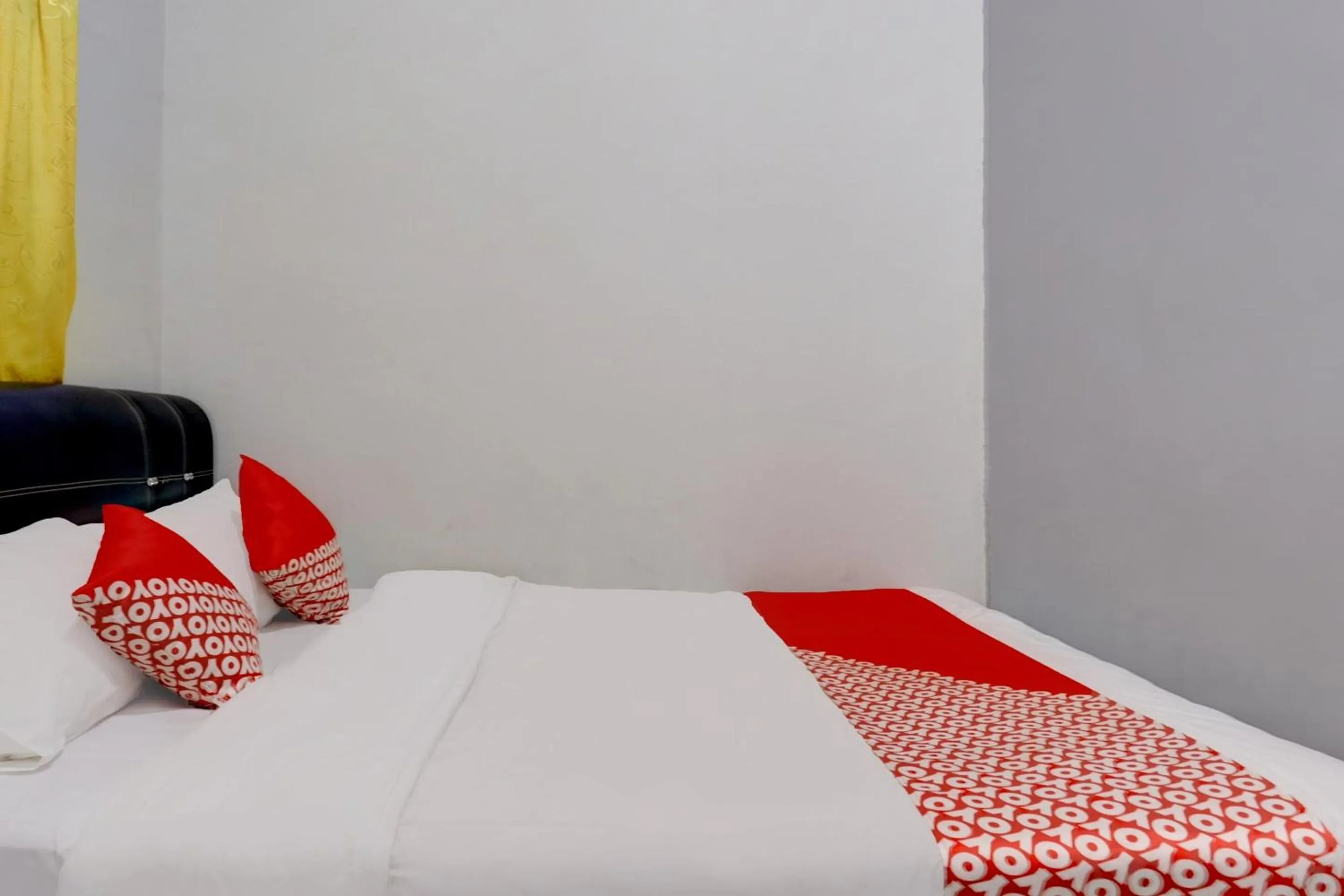 Bedroom, Bed in Hotel O Inara Homestay