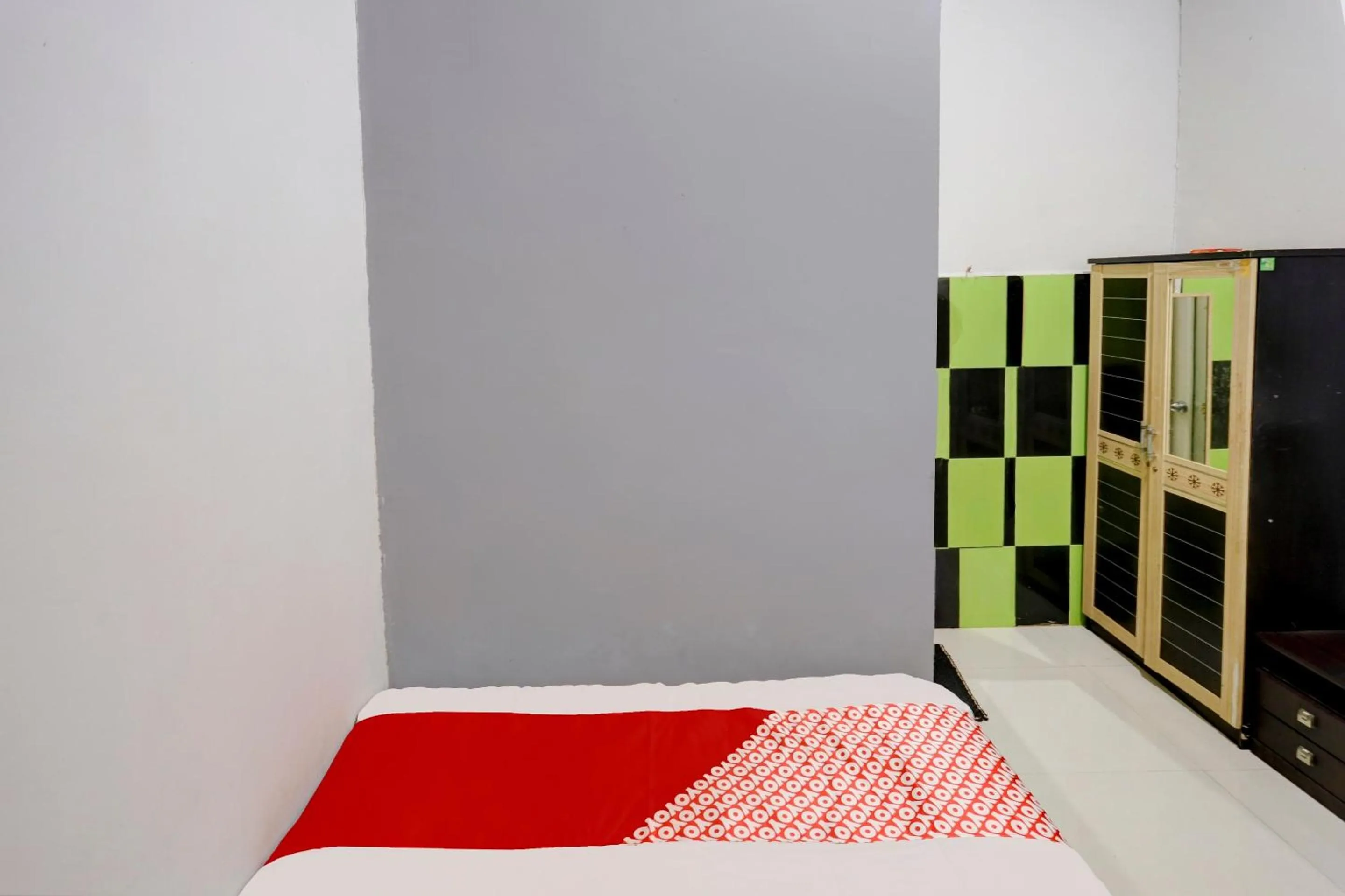 Bedroom, Bed in Hotel O Inara Homestay