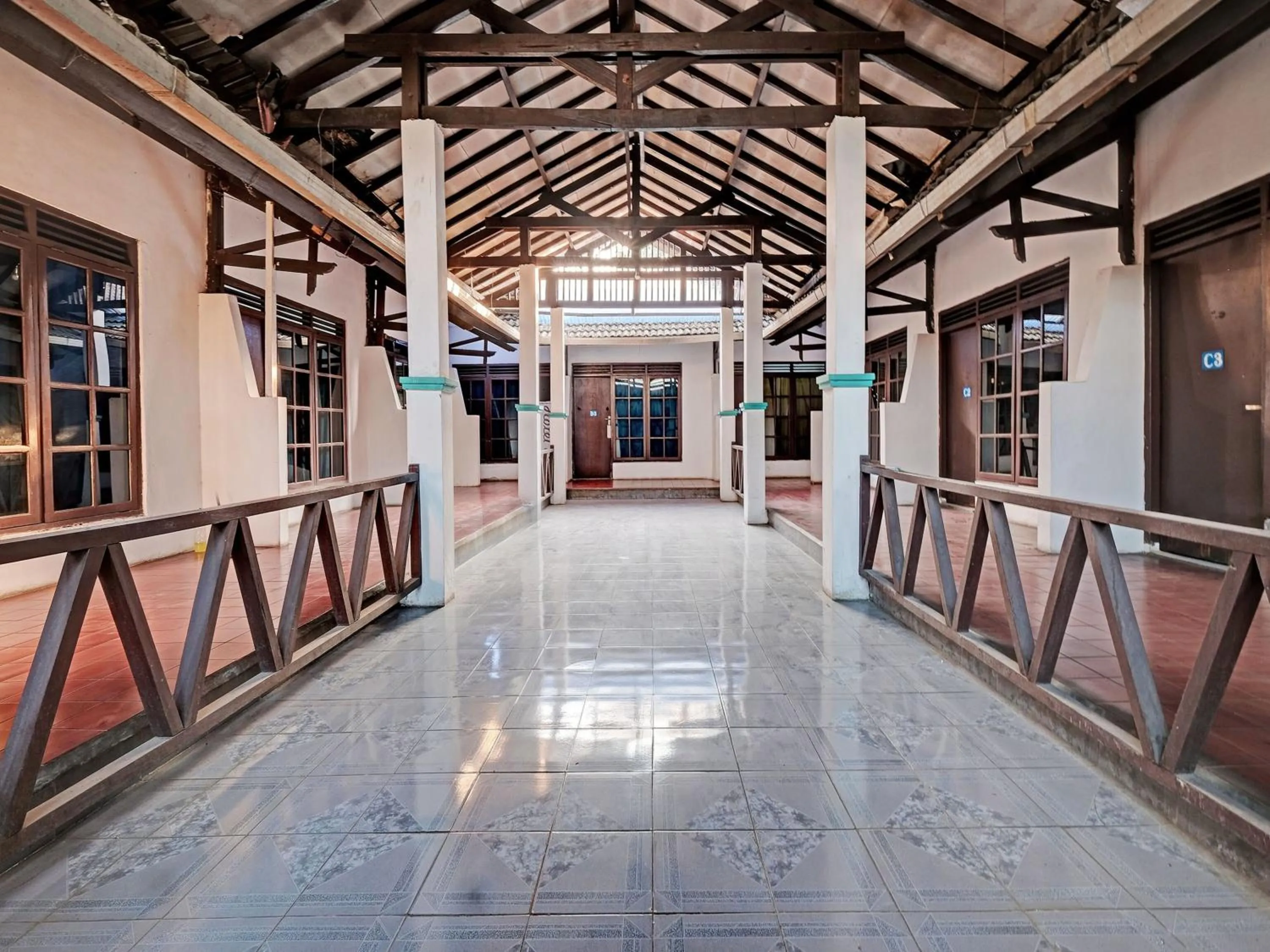 Lobby or reception in SPOT ON 92983 Hotel Ayu