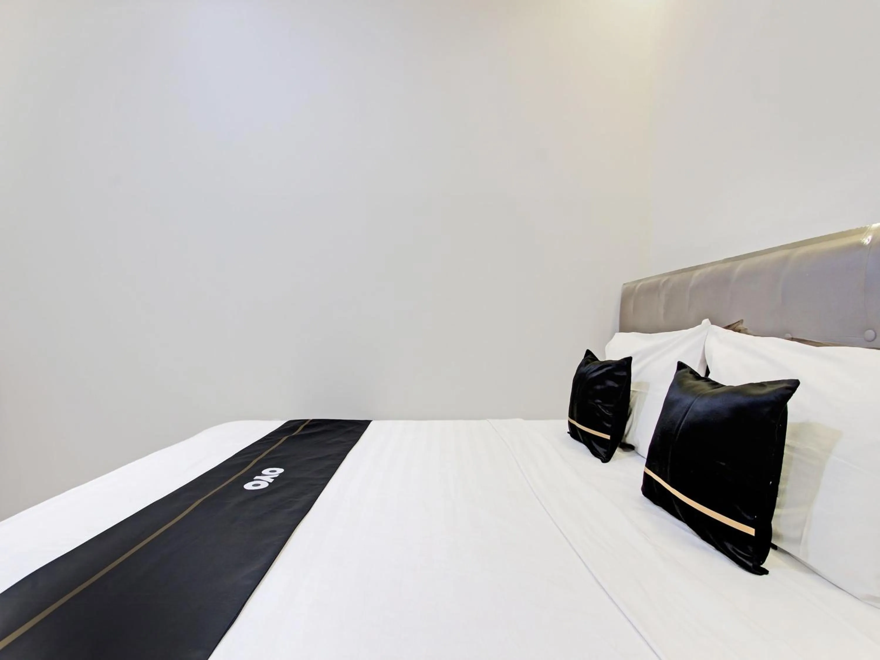 Bedroom in Collection O 92972 Gaharu Hotel