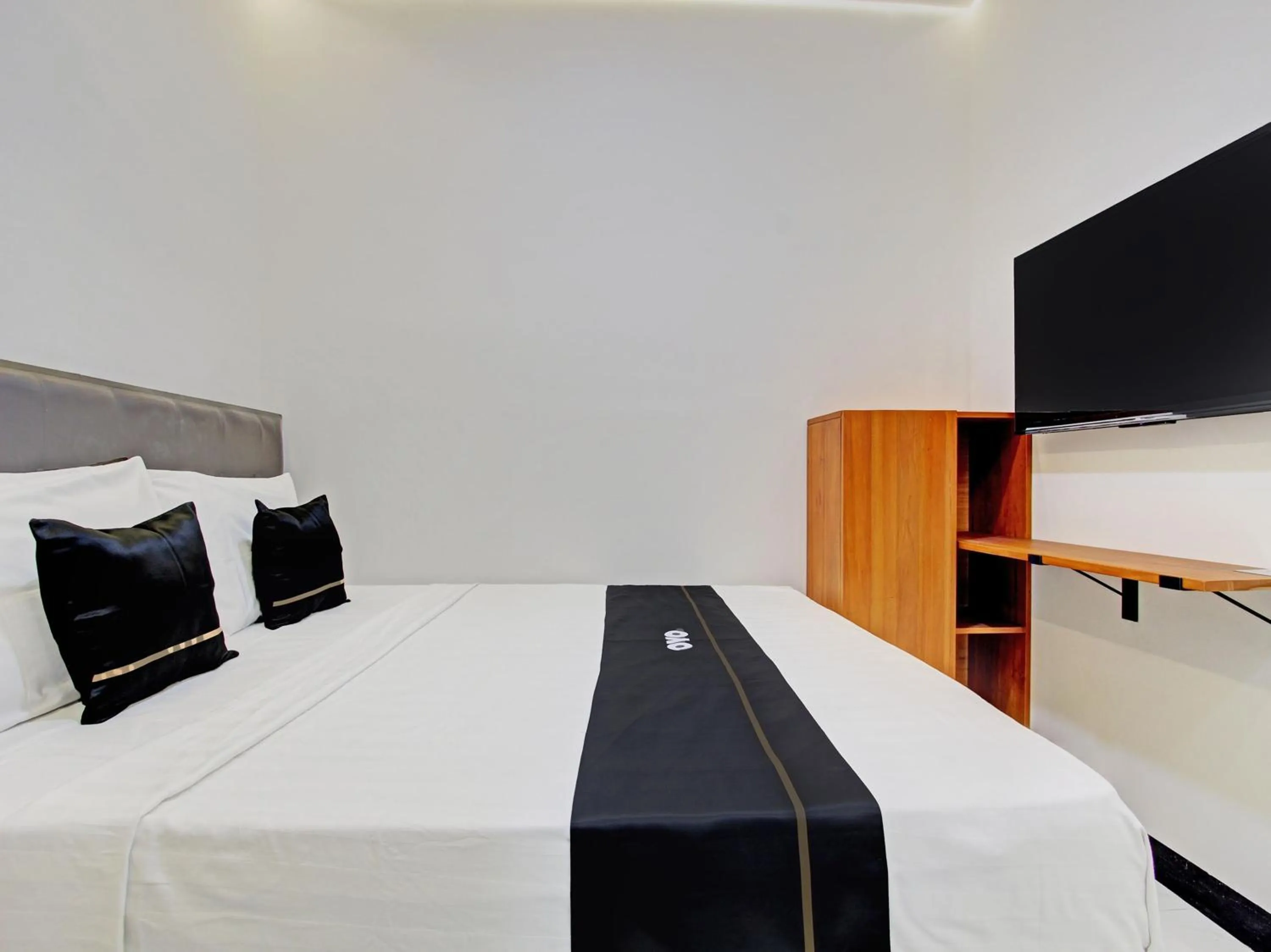 Bedroom in Collection O 92972 Gaharu Hotel