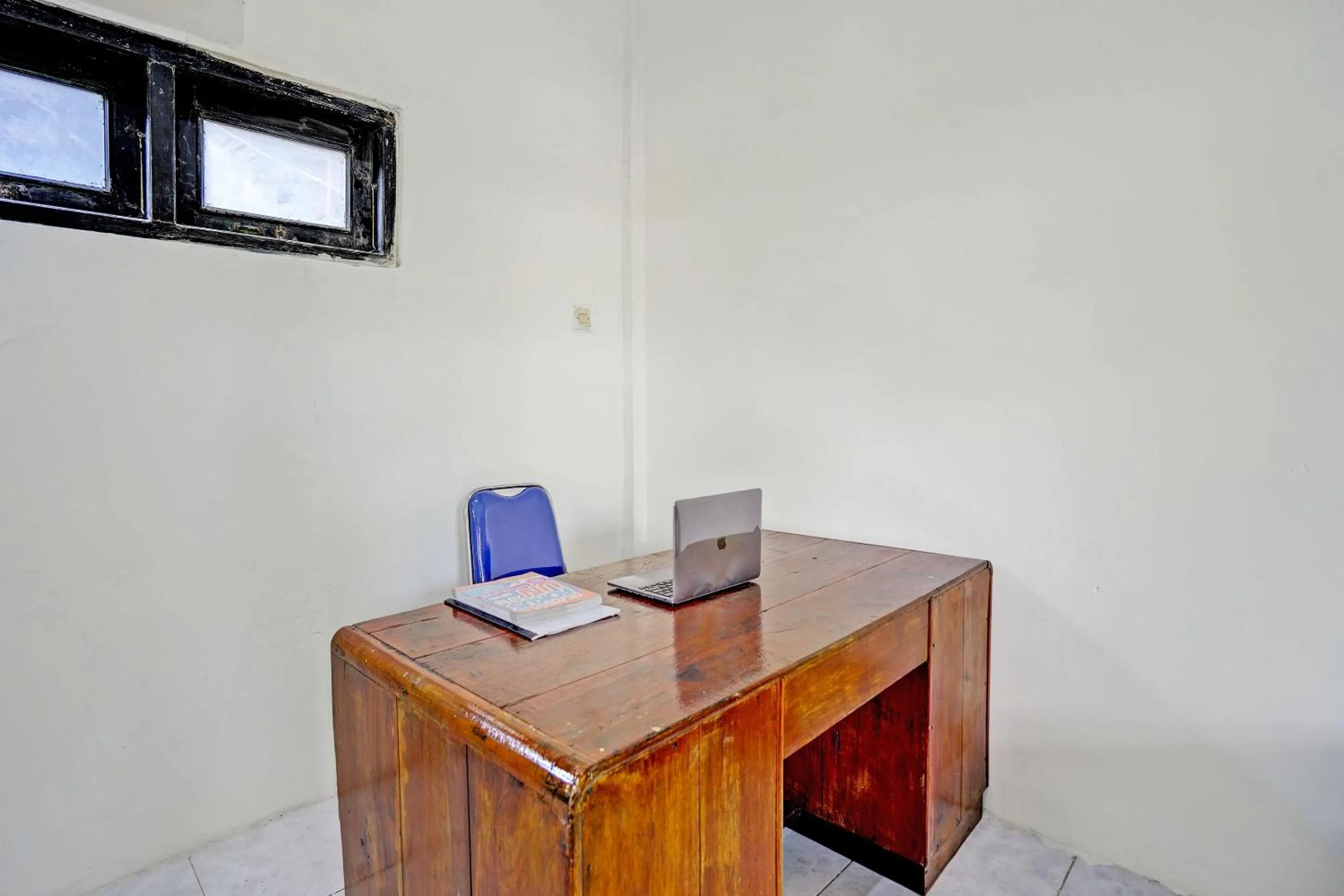 Lobby or reception in OYO Life 93037 Nova Jaya Homestay Syariah