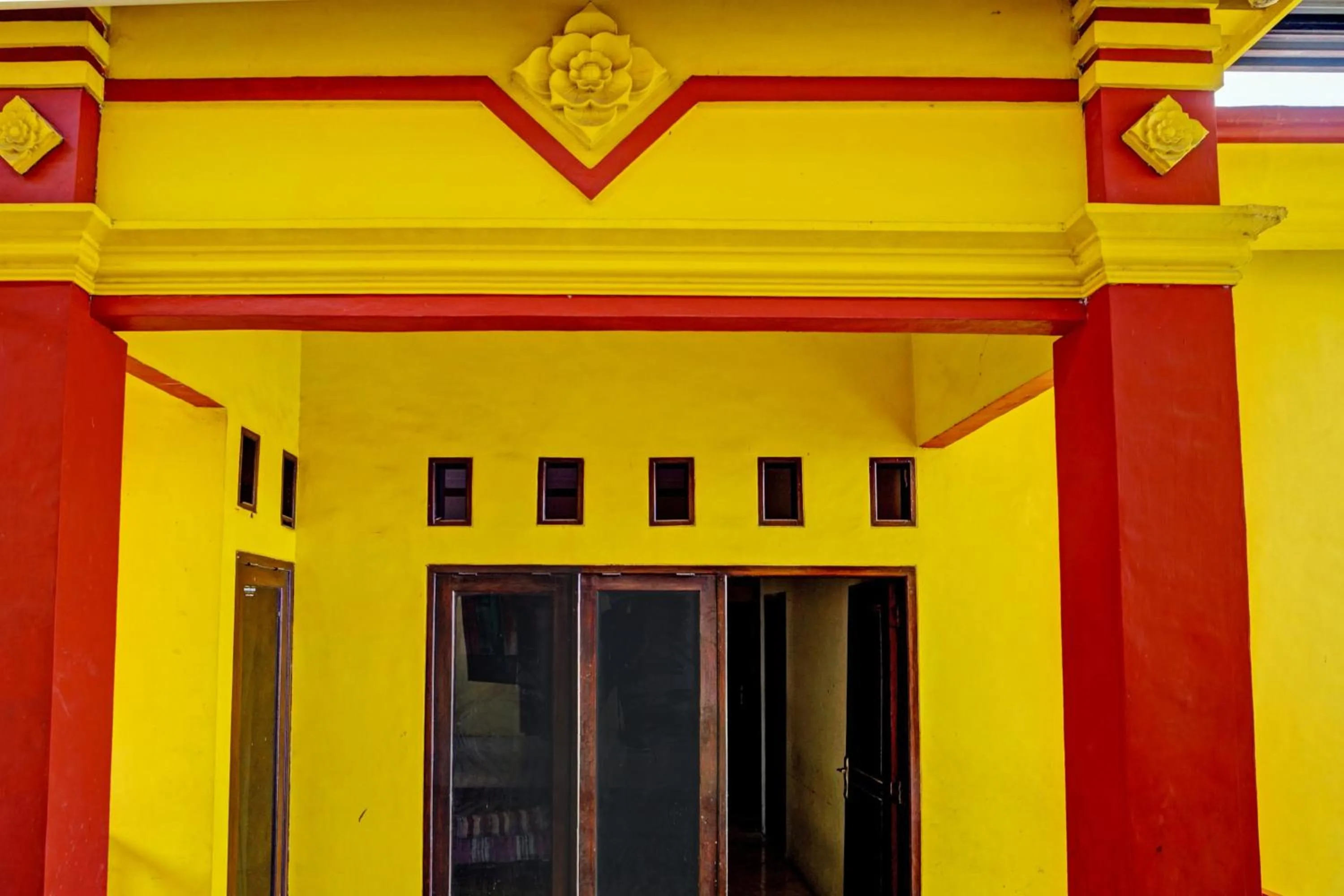 Lobby or reception in OYO Life 93036 Eddy Homestay Syariah