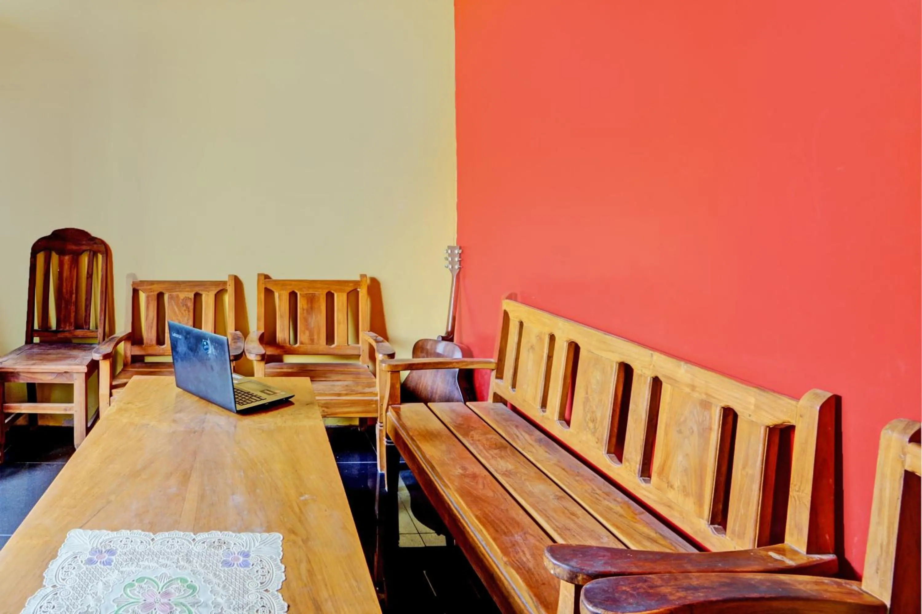 Lobby or reception in OYO Life 93036 Eddy Homestay Syariah