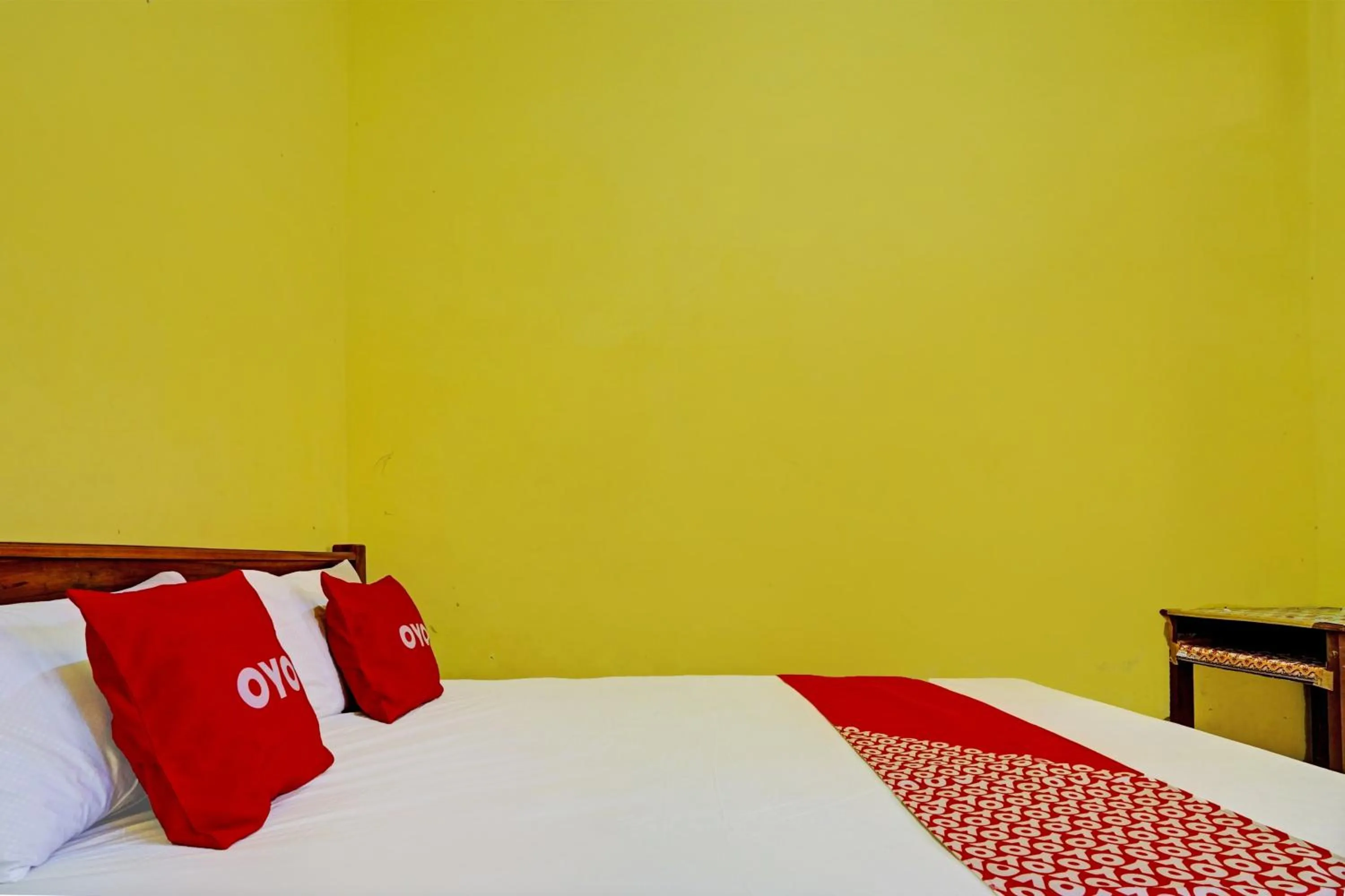 Bedroom, Bed in OYO Life 93036 Eddy Homestay Syariah