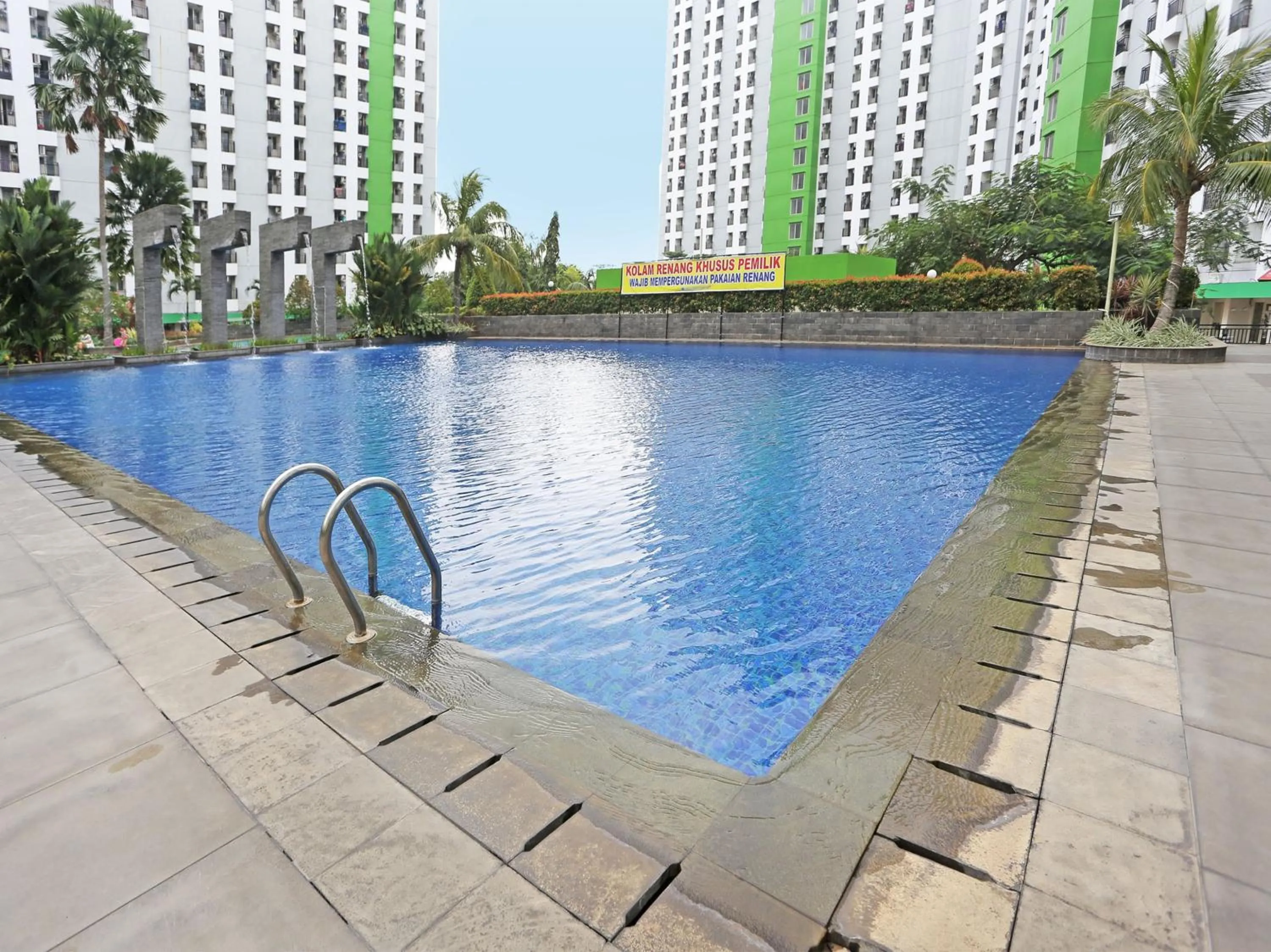 Other in Capital O 92971 Pelangi Residence