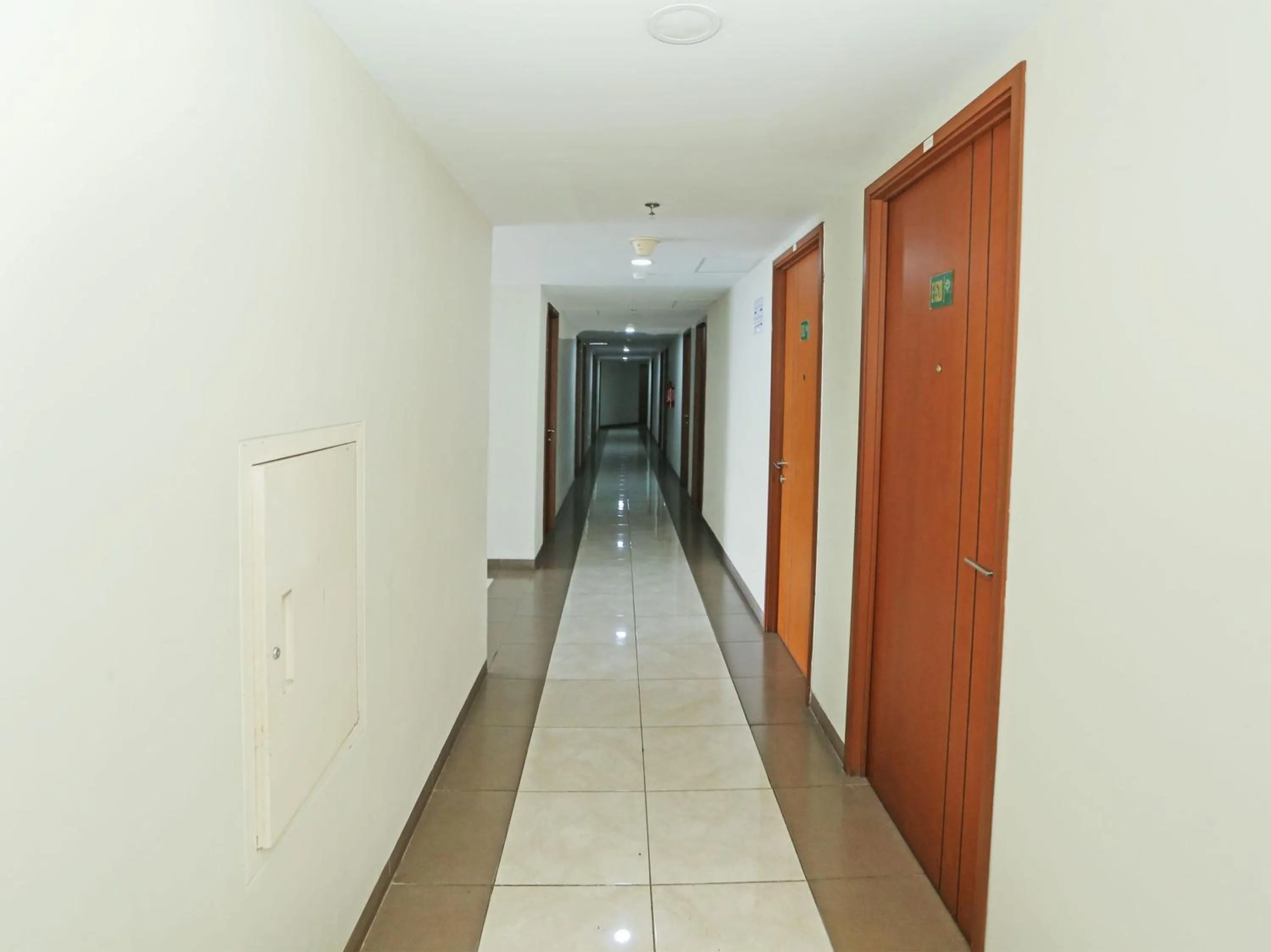 Lobby or reception in Capital O 92971 Pelangi Residence