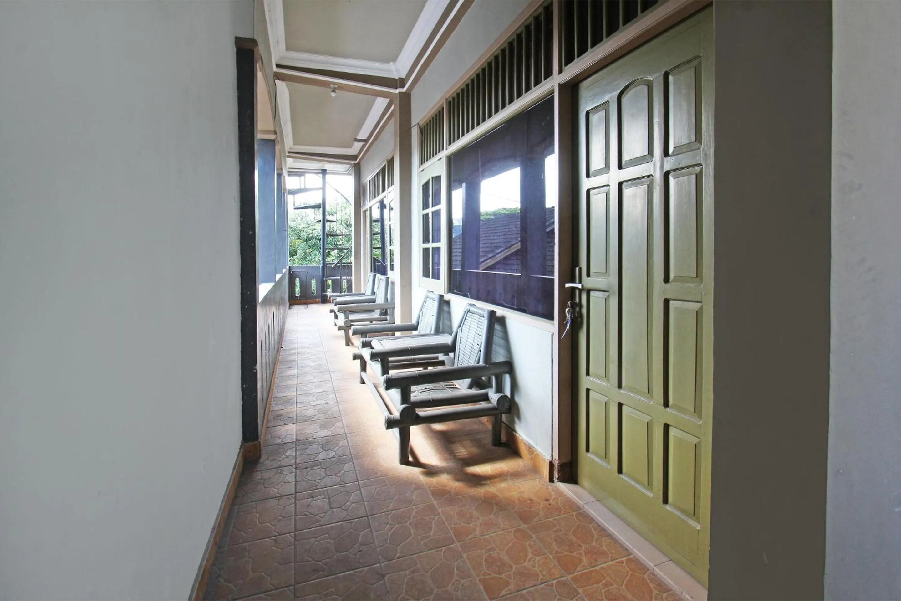 Lobby or reception in SPOT ON 92973 Madani Syariah Guesthouse