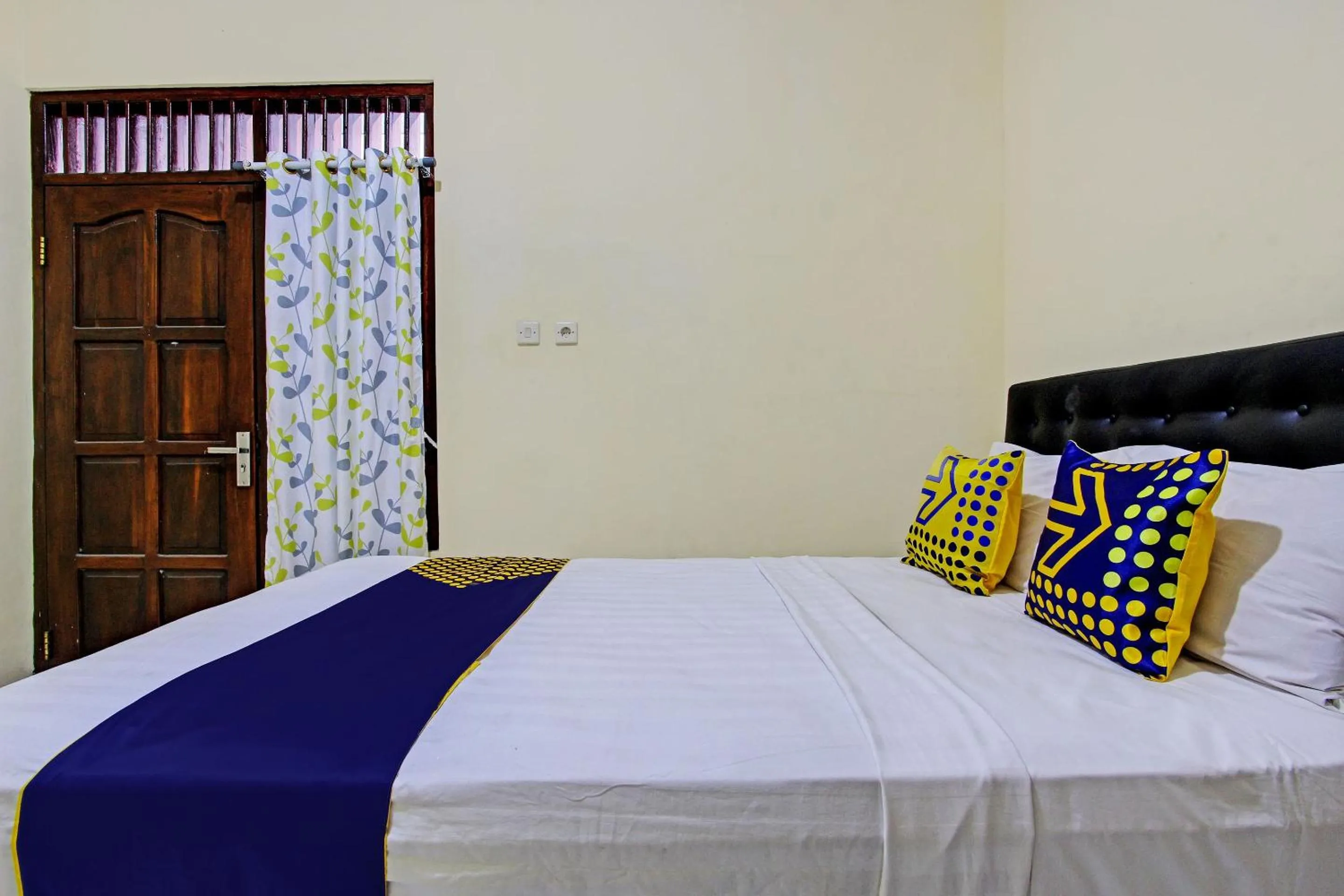 Bedroom in SPOT ON 93007 Guest House Lestari