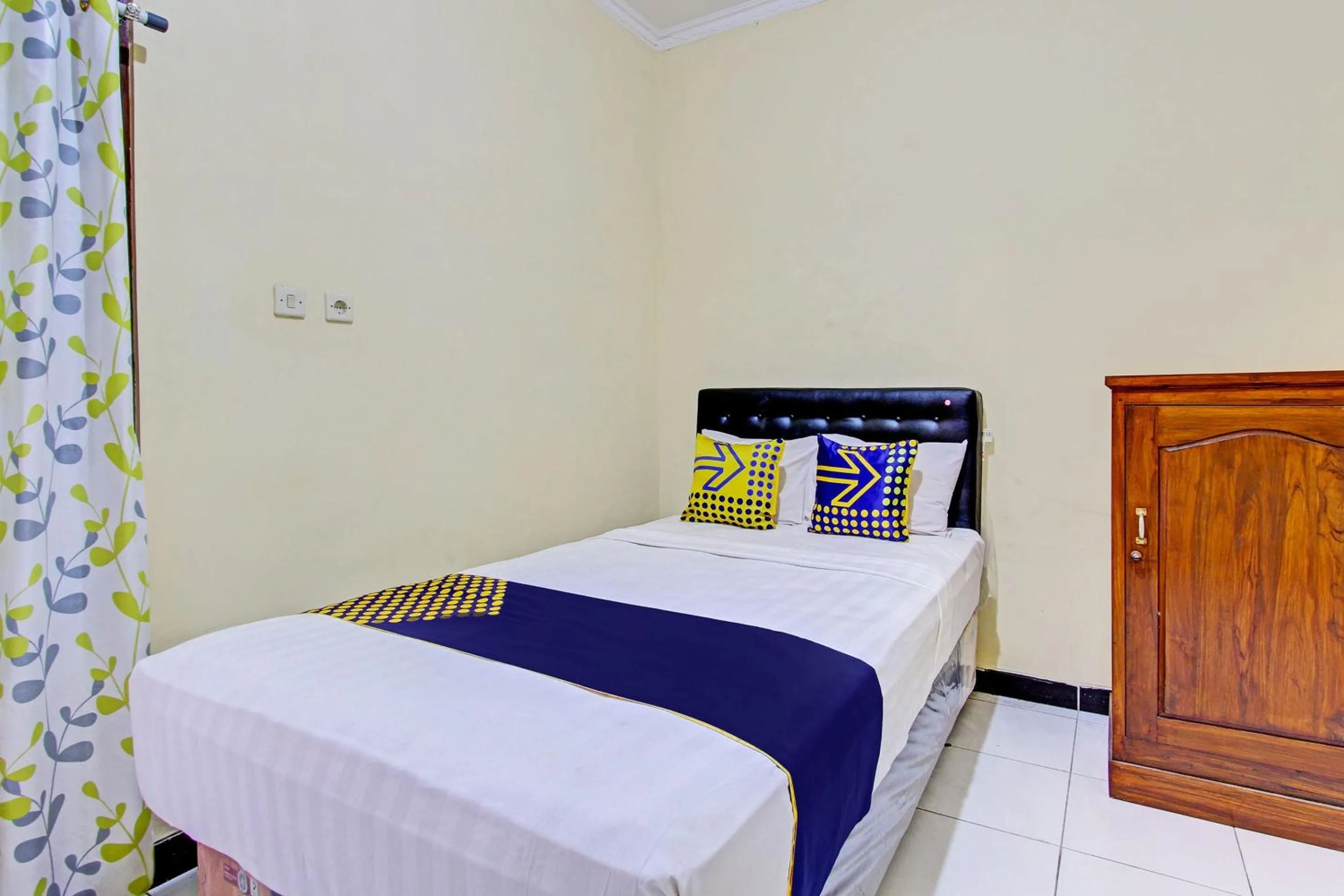 Bedroom in SPOT ON 93007 Guest House Lestari